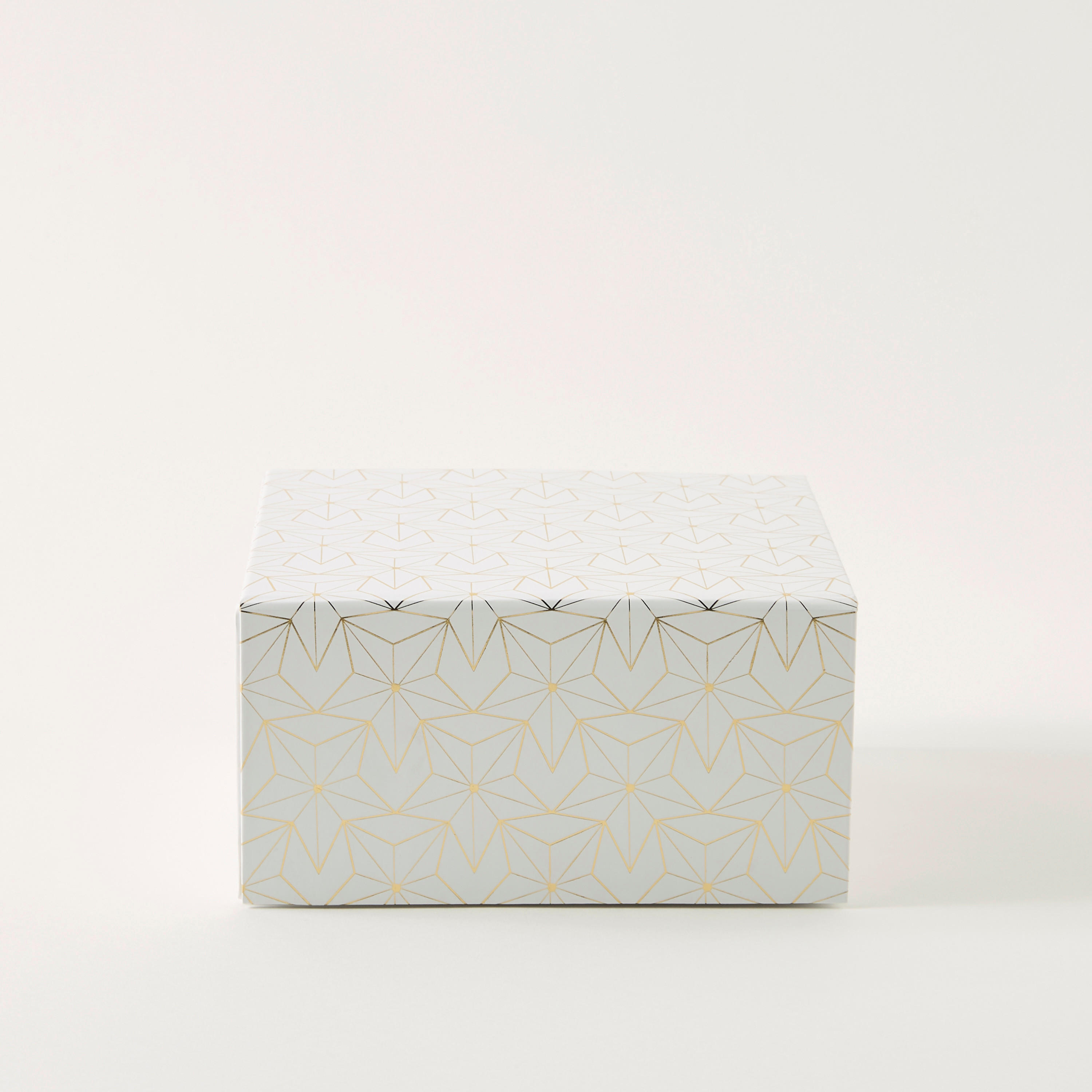 Findz Collapsible Gift Box - 19x19x9 cms-household-giftingaccessories-giftings-image-1