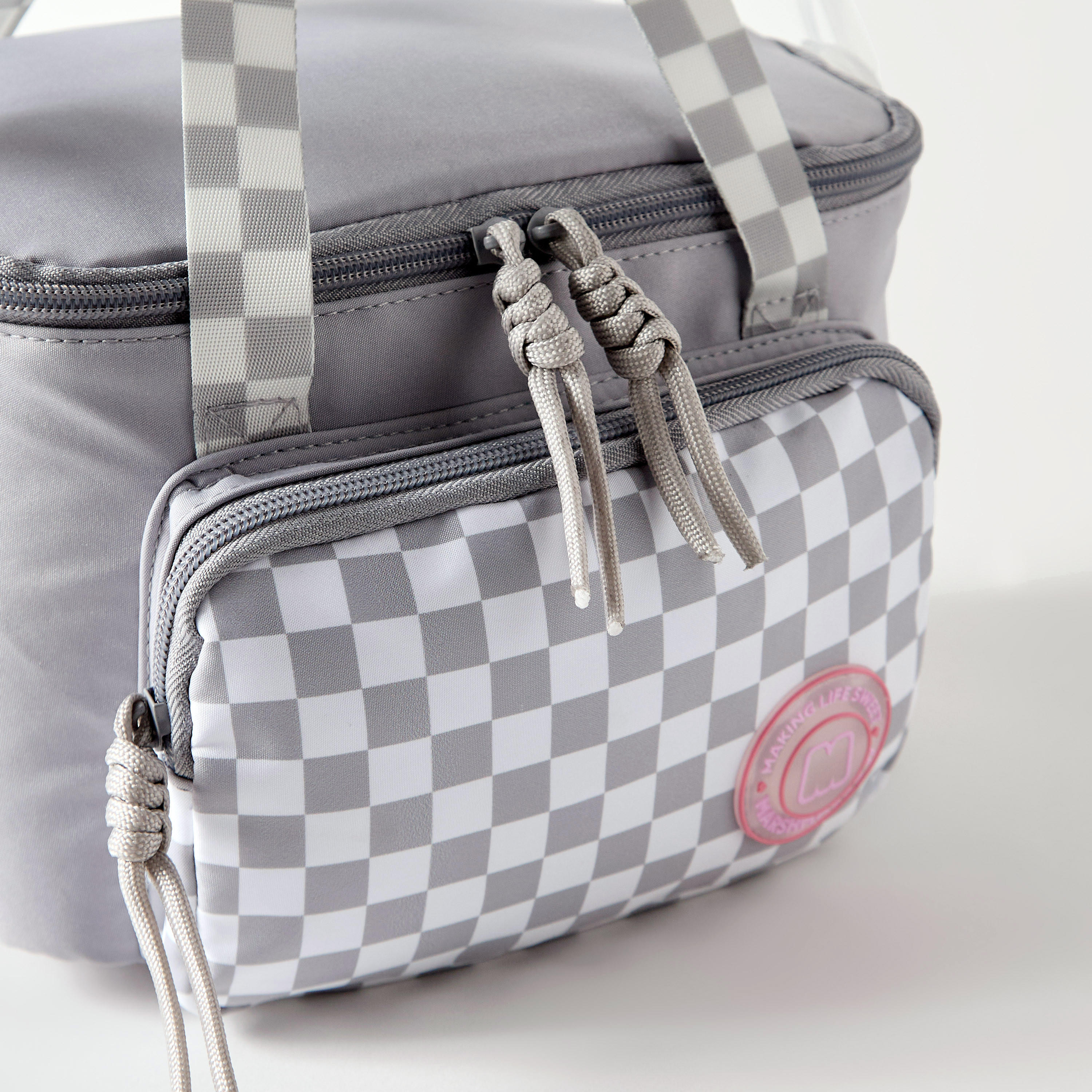 MARSHMALLOW Panelled Lunch Bag with Detachable Strap and Zip Closure-school-lunchessentials-lunchbags-image-3