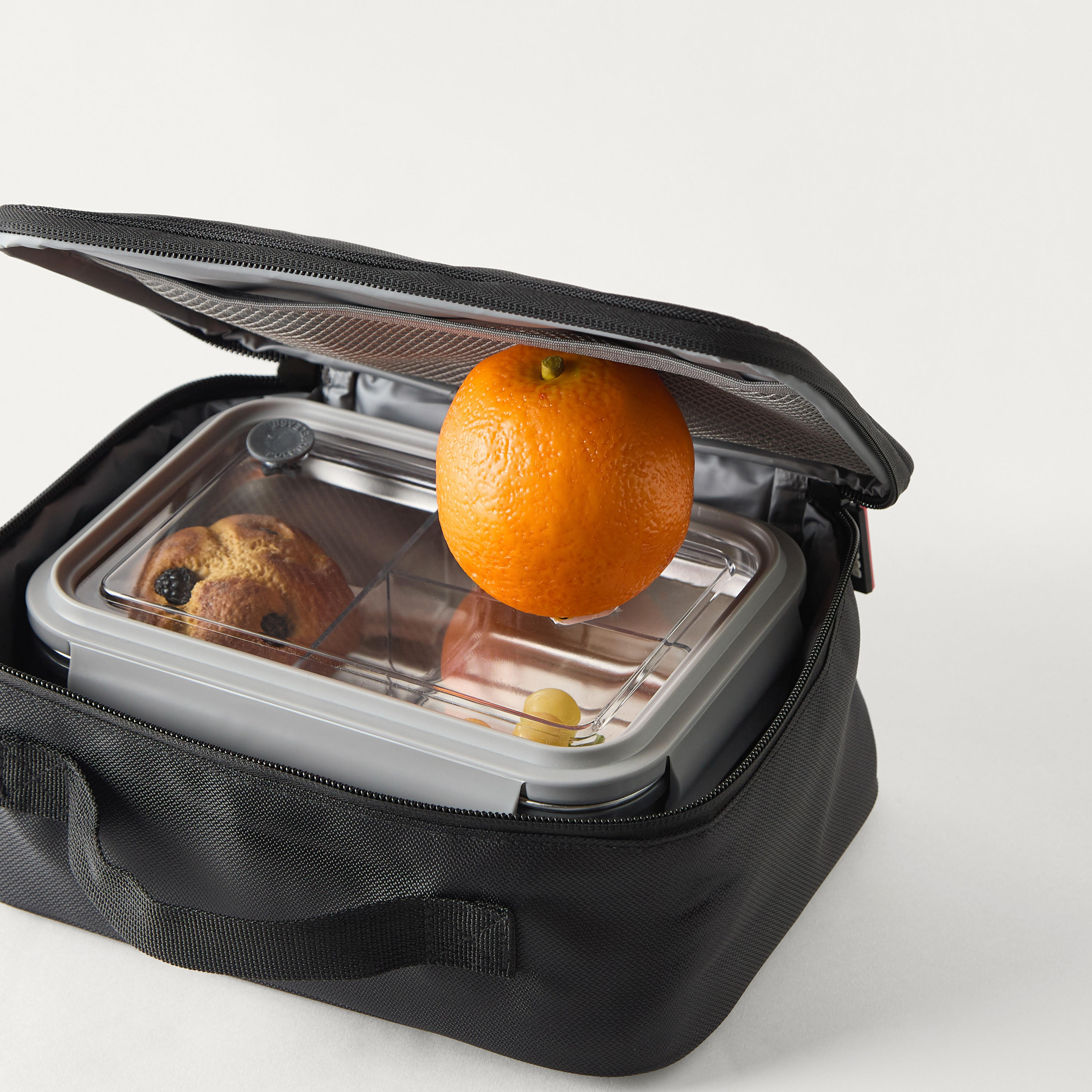Ducati Calmo Solid Lunch Bag with Zip Closure-school-lunchessentials-lunchbags-image-5