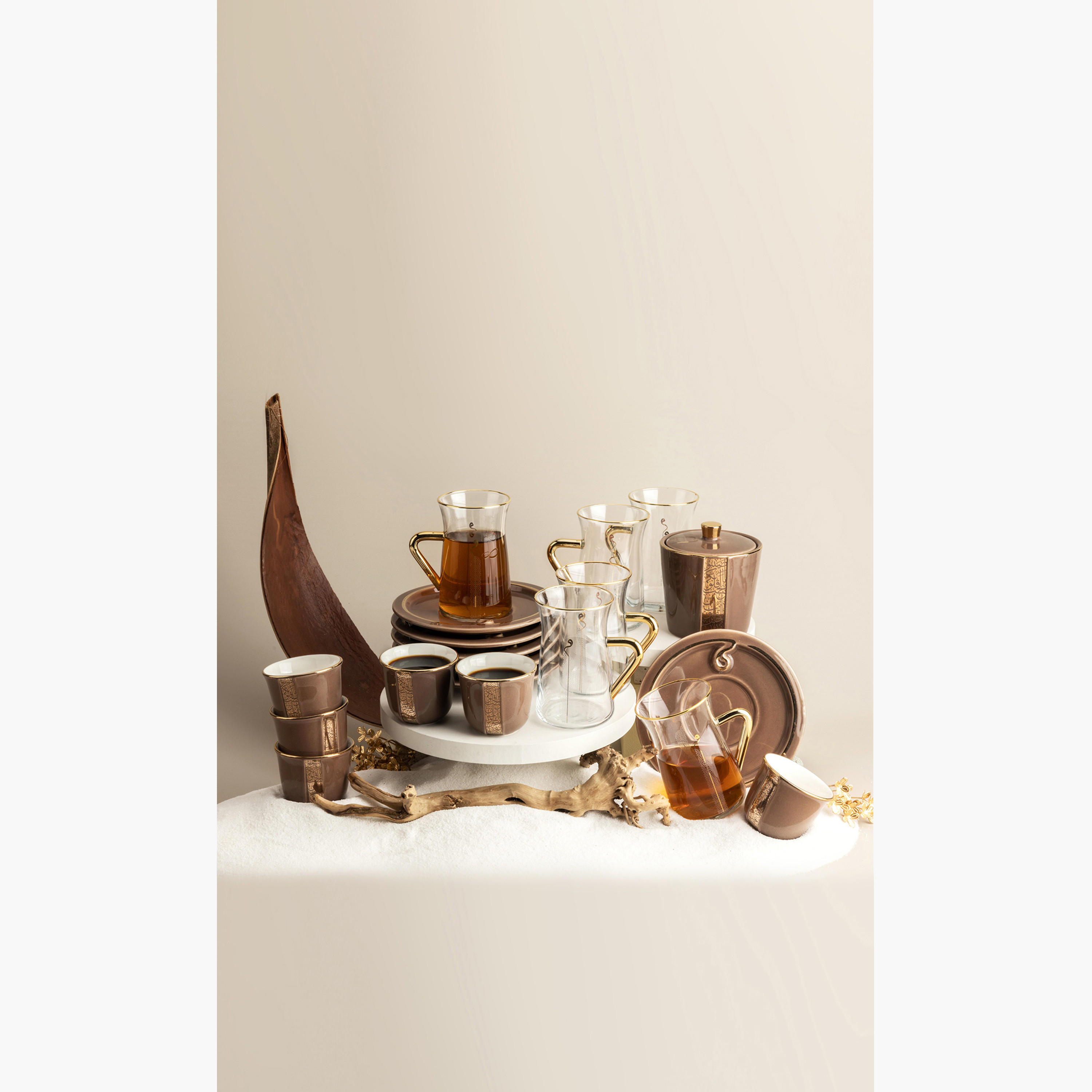 Otantik Nour 19-Piece Printed Porcelain Tea Set-household-dining-teaandcoffee-teaandcoffeesets-image-1
