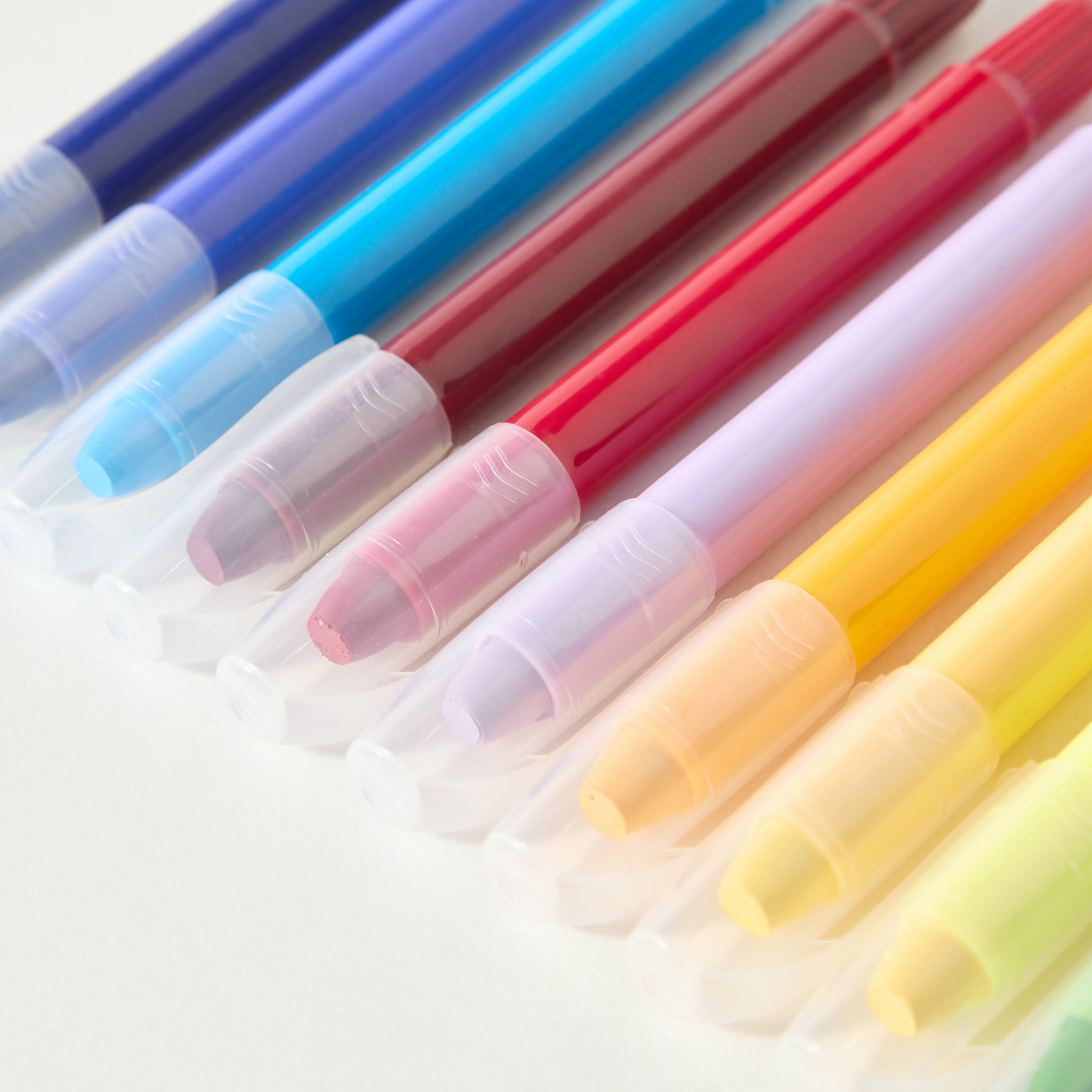 Findz 36-Piece Crayon Set-school-stationery-pensandpencils-image-5