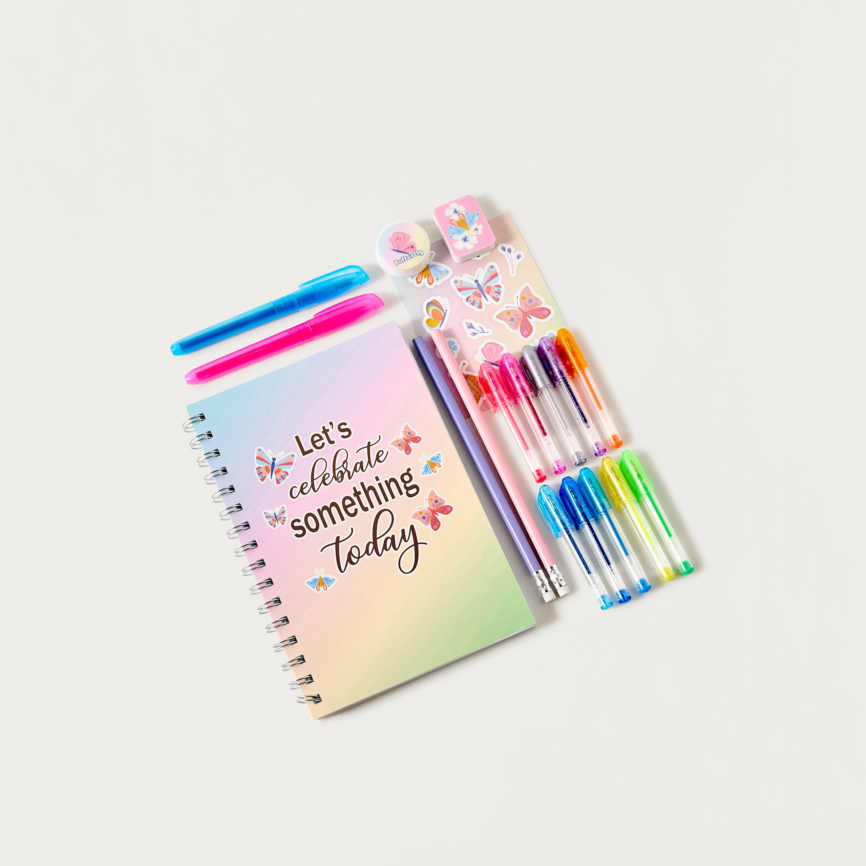 مجموعة قرطاسية بطبعات من فايندز-school-stationery-sets-image-1