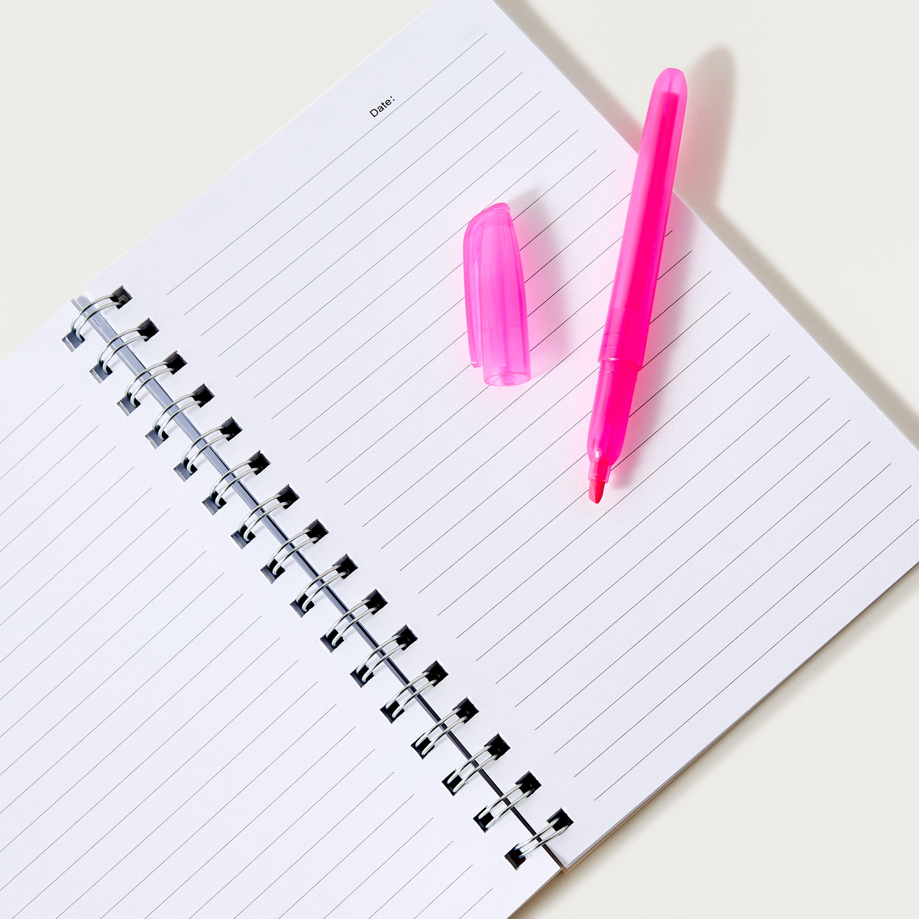 مجموعة قرطاسية بطبعات من فايندز-school-stationery-sets-image-2