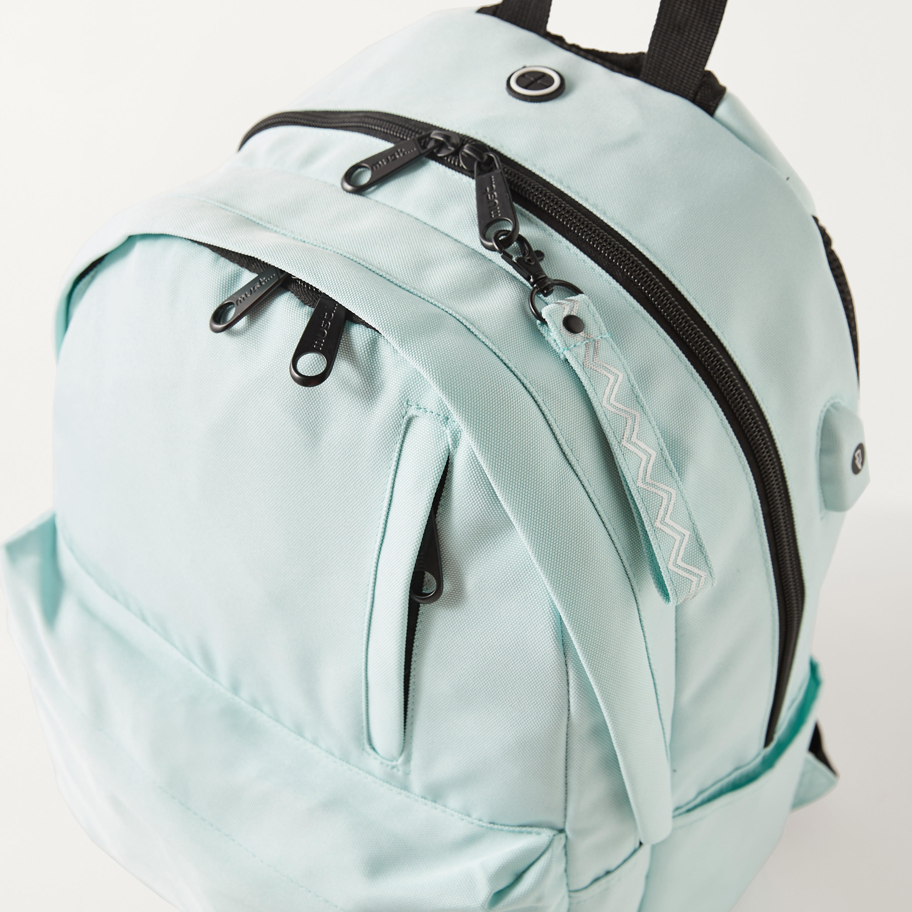 شنطة ظهر سادة مقاس 16 بوصة مع منفذ يو أس بي وسحاب إغلاق من ماست - 32x19x42 سم-school-bagsandbackpacks-backpacks-image-3
