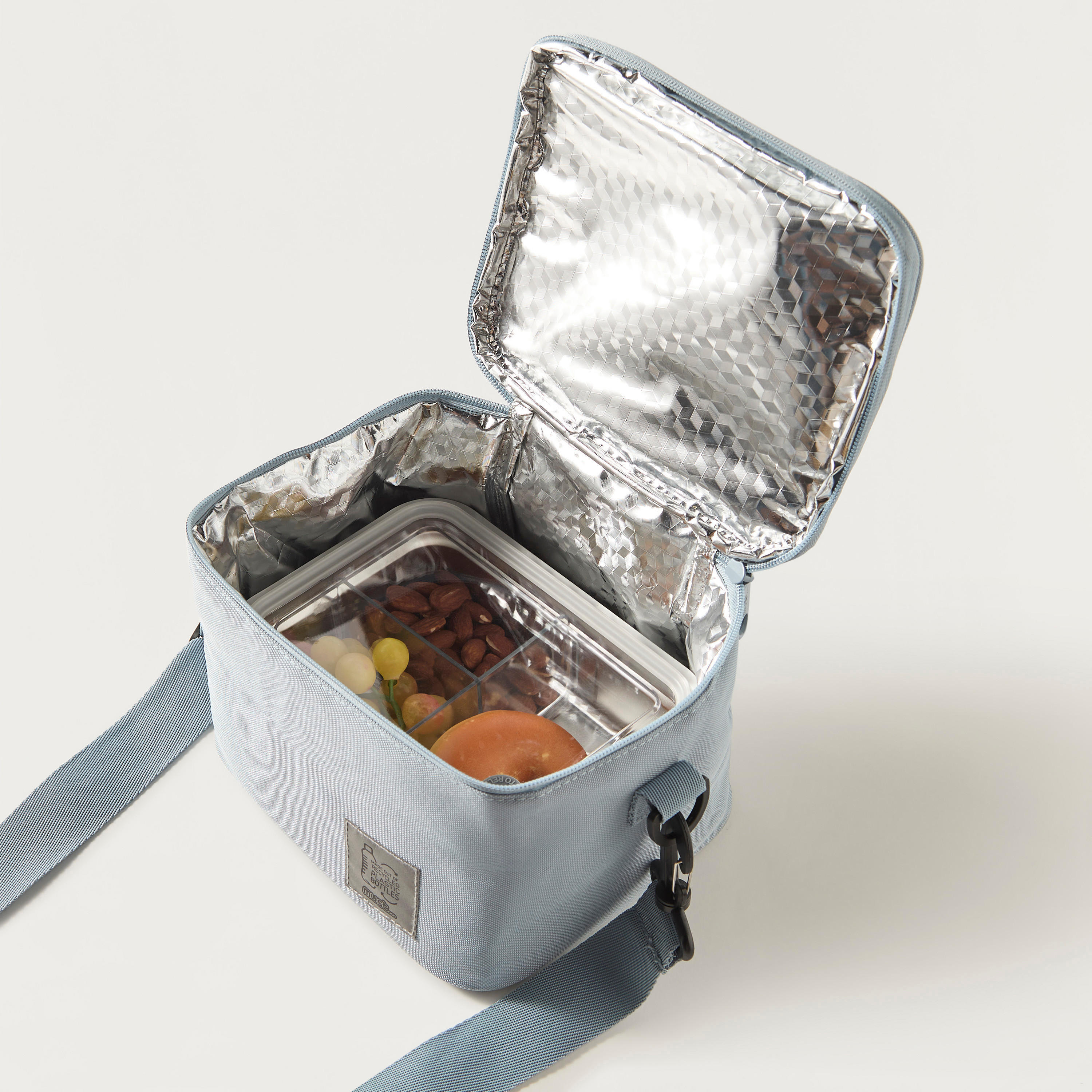Must Solid Lunch Bag with Adjustable Strap and Zip Closure-school-lunchessentials-lunchbags-image-4