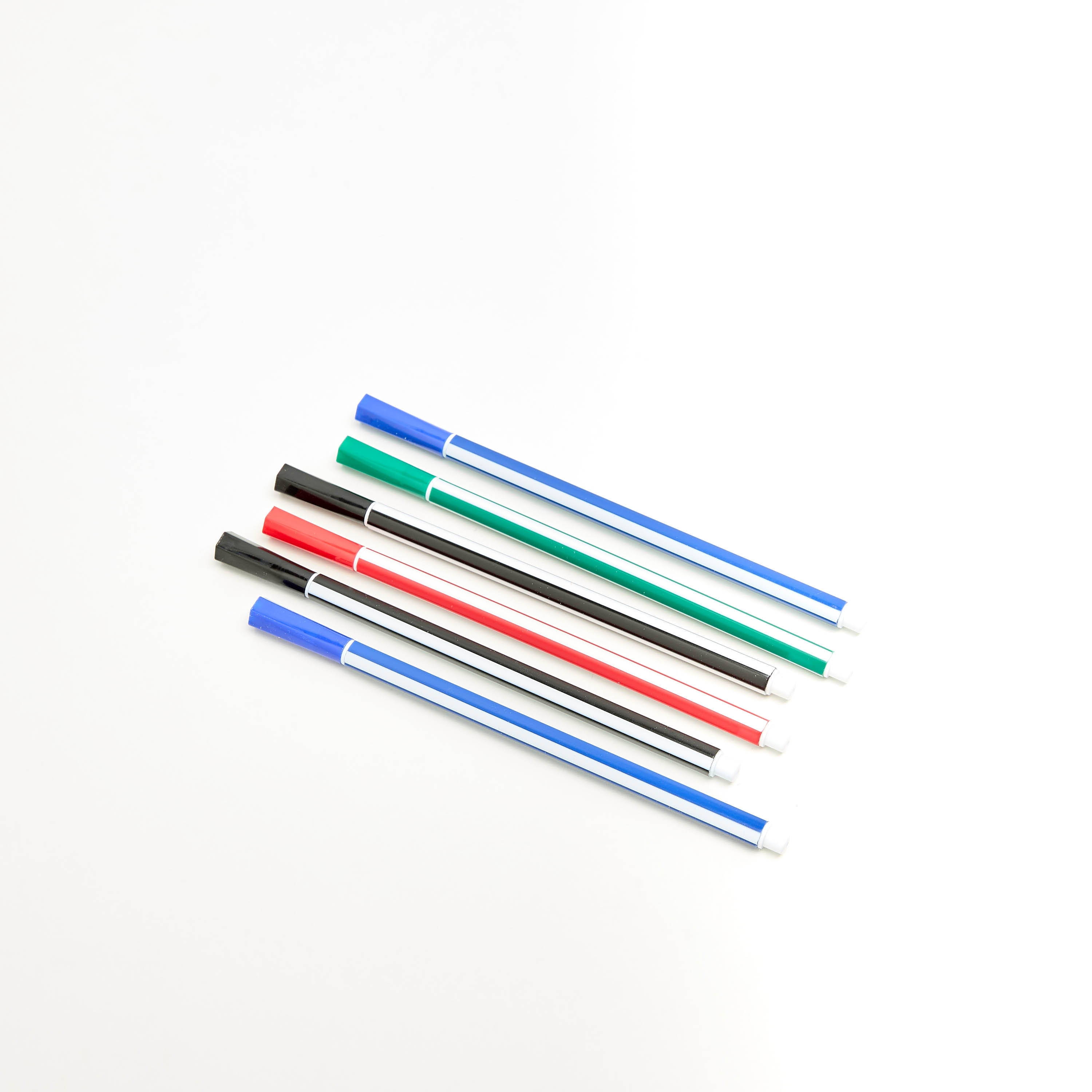 قلم فاين لاينر من فايندز- طقم من 6 قطع-school-stationery-pensandpencils-image-1