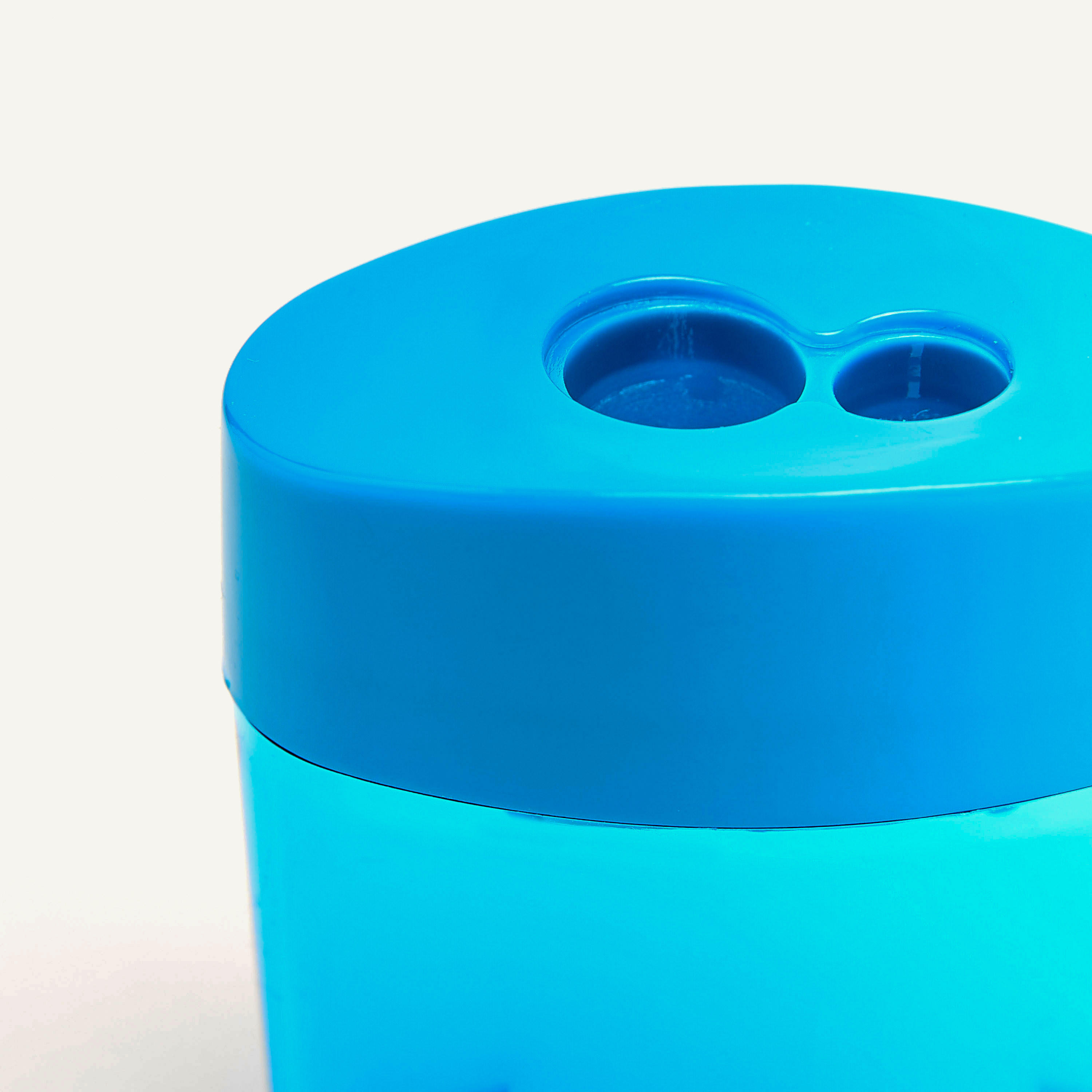 Findz Pencil Sharpener-school-stationery-sets-image-2