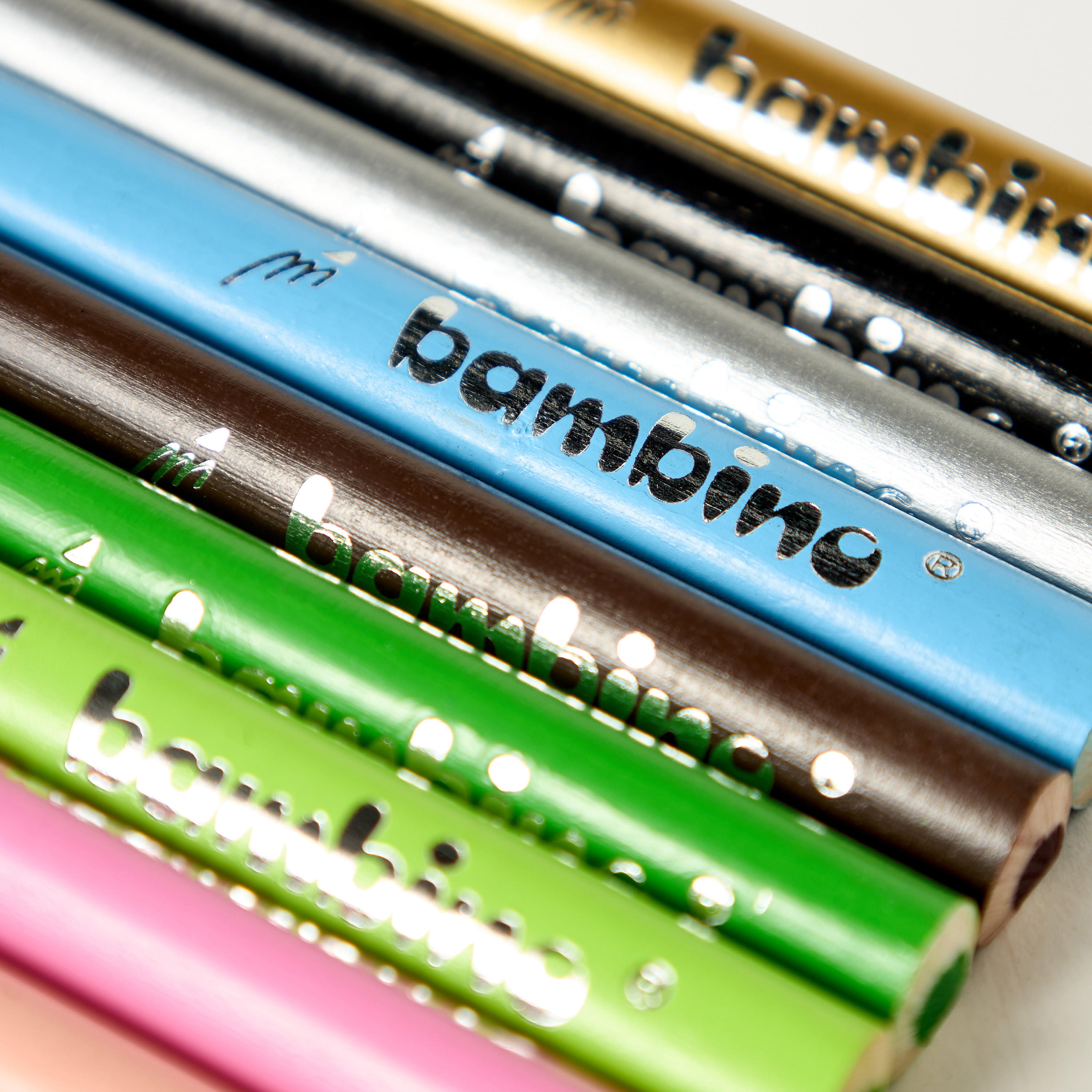 مجموعة أقلام تلوين 12 قطعة ومبراة من بامبينو-school-stationery-pencilcases-image-6