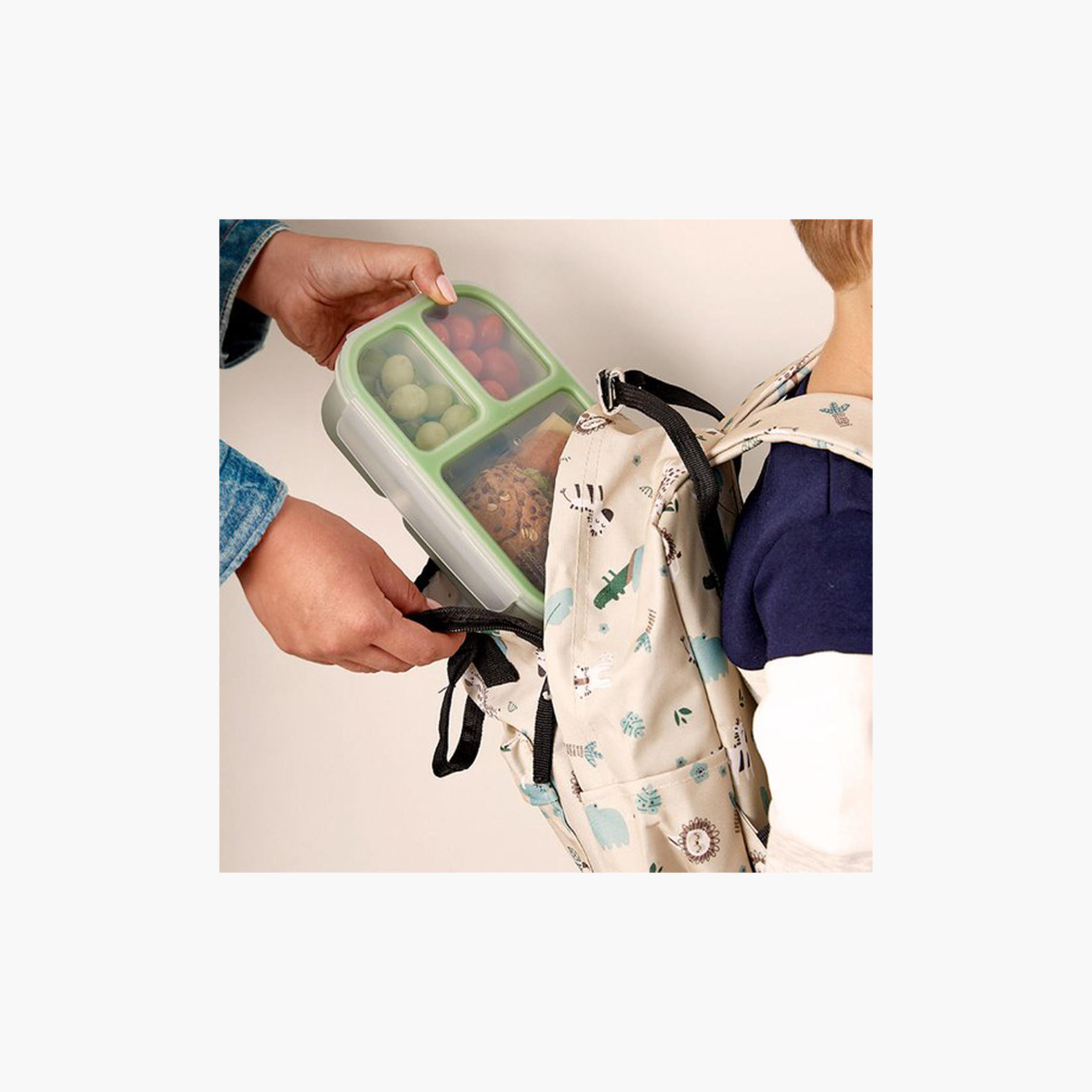 صندوق غداء مستطيل بـ 3 أقسام مع غطاء قفل بمشبك من لوك آند لوك - 980 مل-school-lunchessentials-lunchboxes-image-4