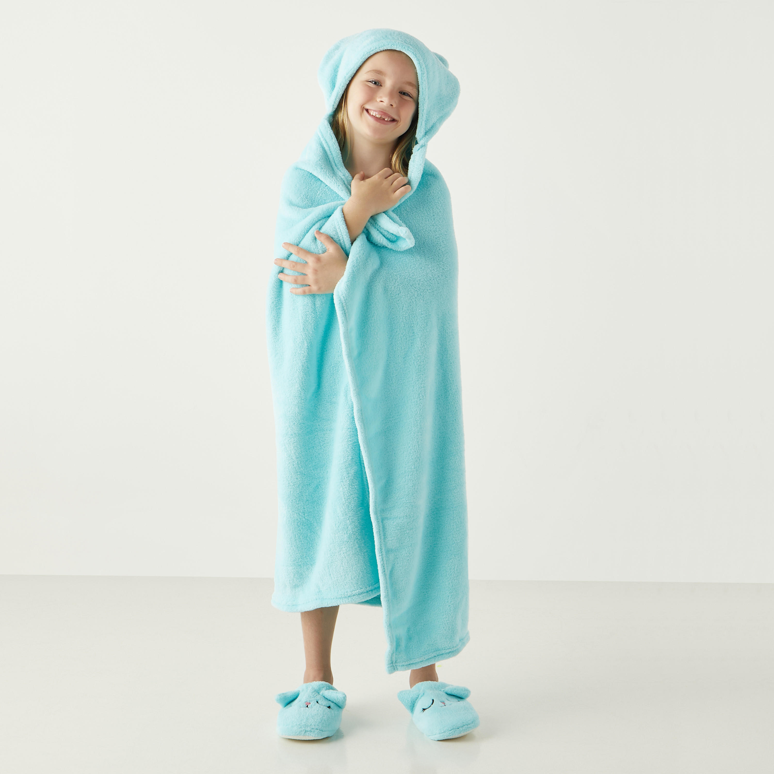 Findz 4-Piece Bathrobe Set - 34x31x10 cms-household-bathandlaundry-bathlinen-bathrobesandslippers-bathrobes-image-2