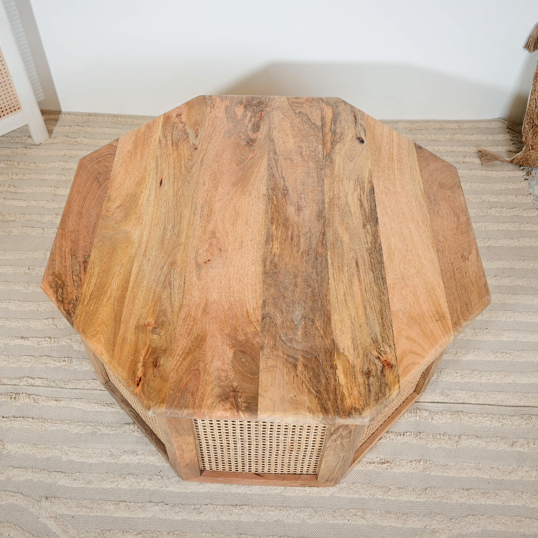 طاولة قهوة خشبية بتفاصيل روطان من هوم كارفينج - 90x46 سم-furniture-livingroom-coffeetables-image-6