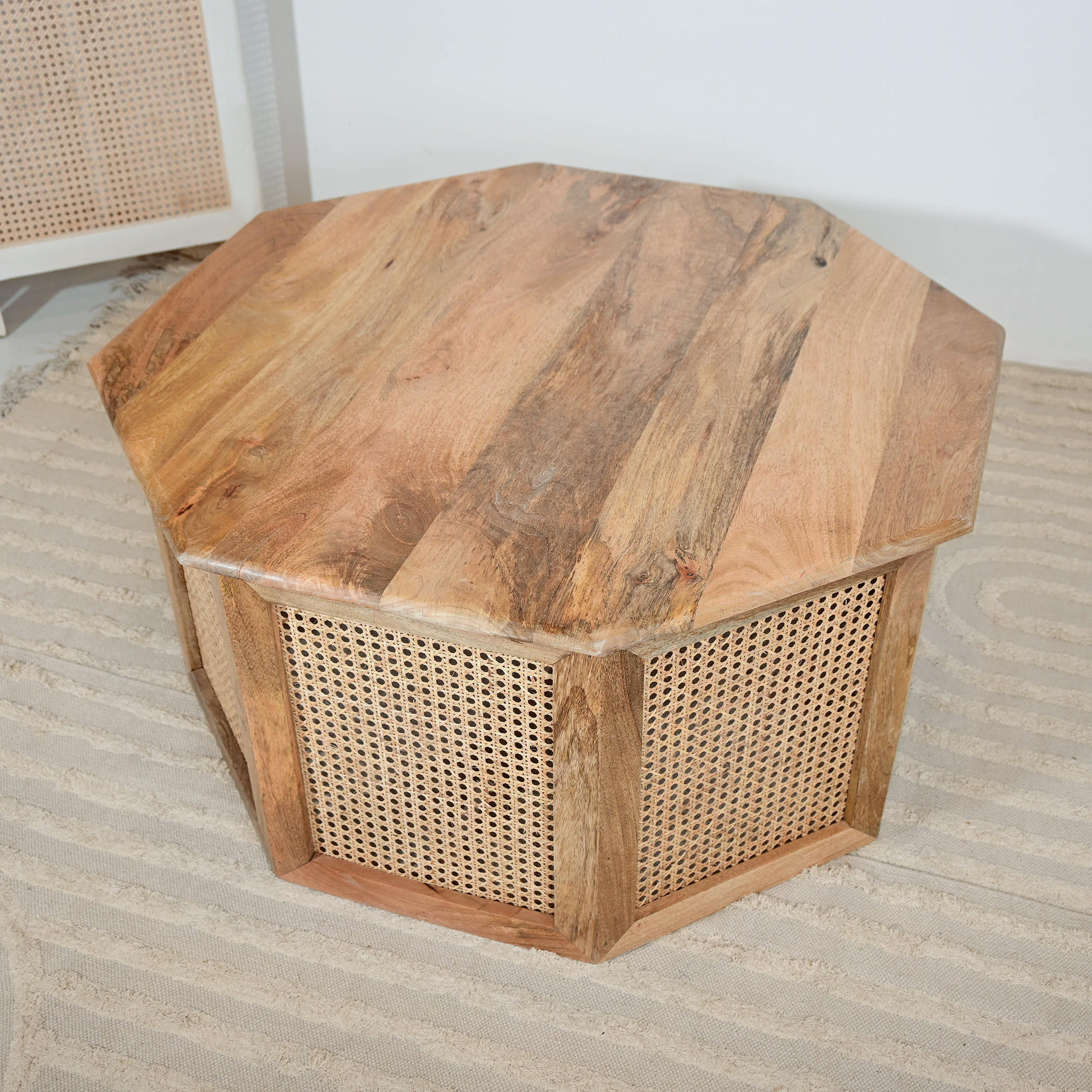 طاولة قهوة خشبية بتفاصيل روطان من هوم كارفينج - 90x46 سم-furniture-livingroom-coffeetables-image-7