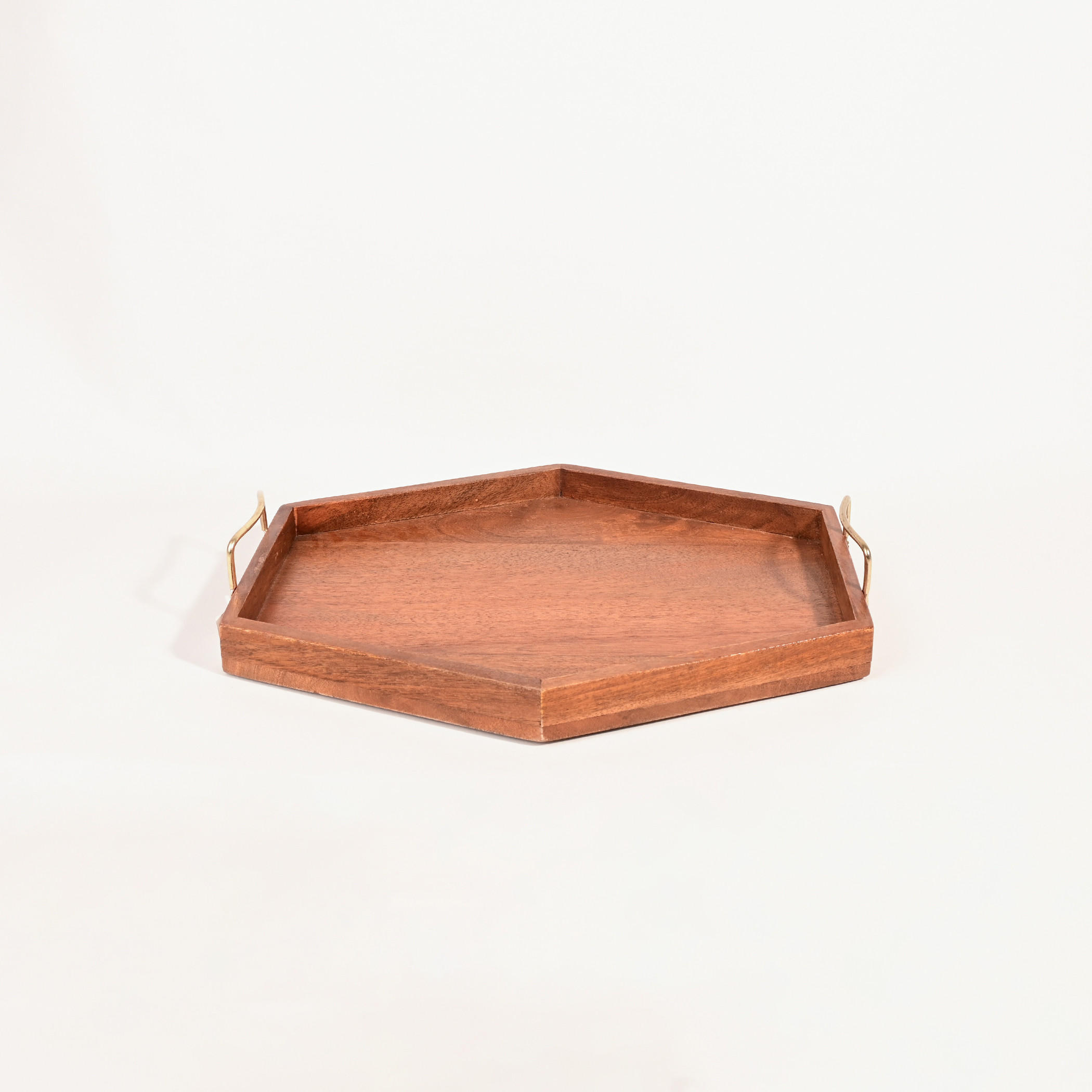 صينية تقديم خشبية سداسية بمقابض من هوم كارفينج - 40 سم-household-dining-serveware-servingtrays-image-1