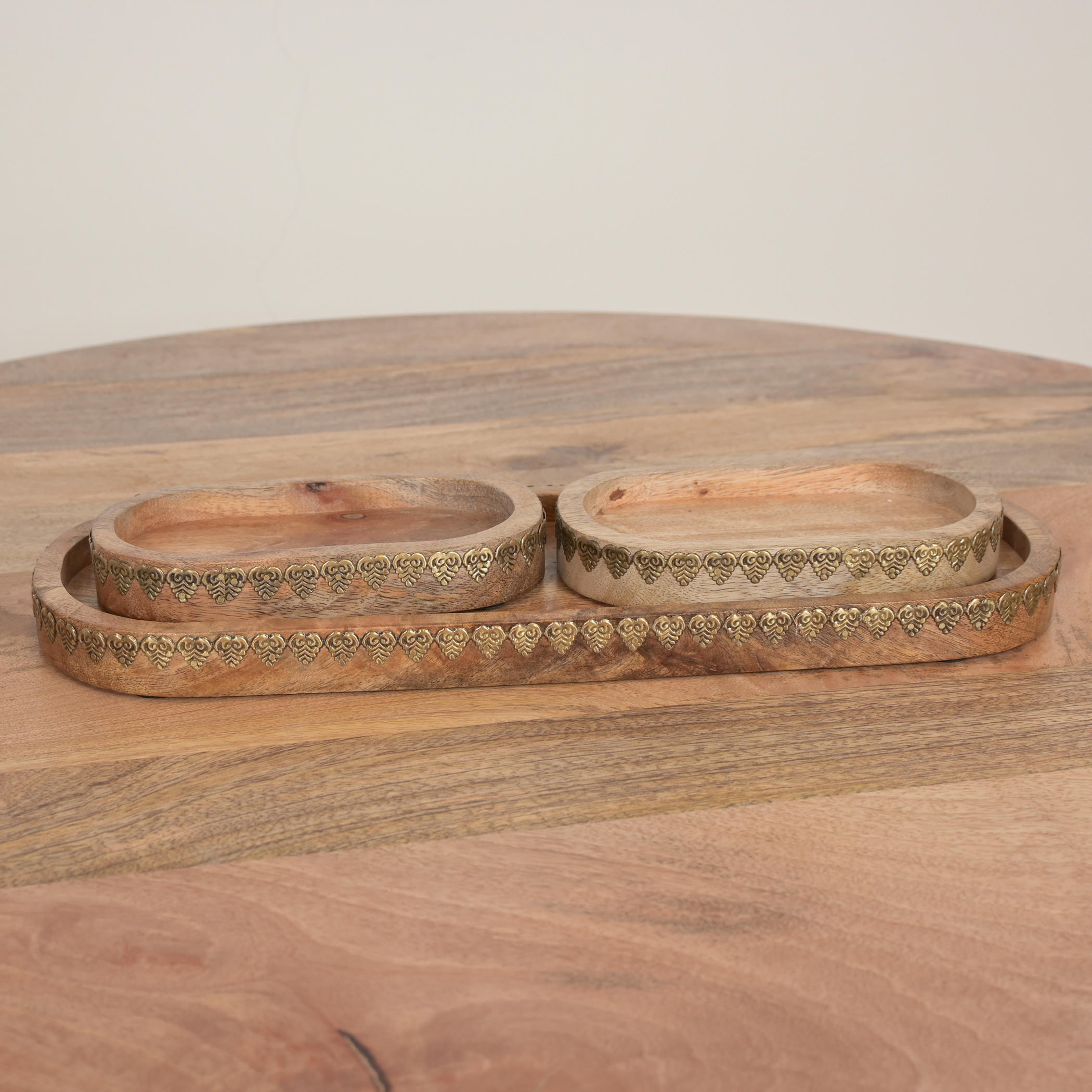 Home Carving 3-Piece Wooden Metallic Detail Serving Tray Set-household-dining-serveware-servingtrays-image-1