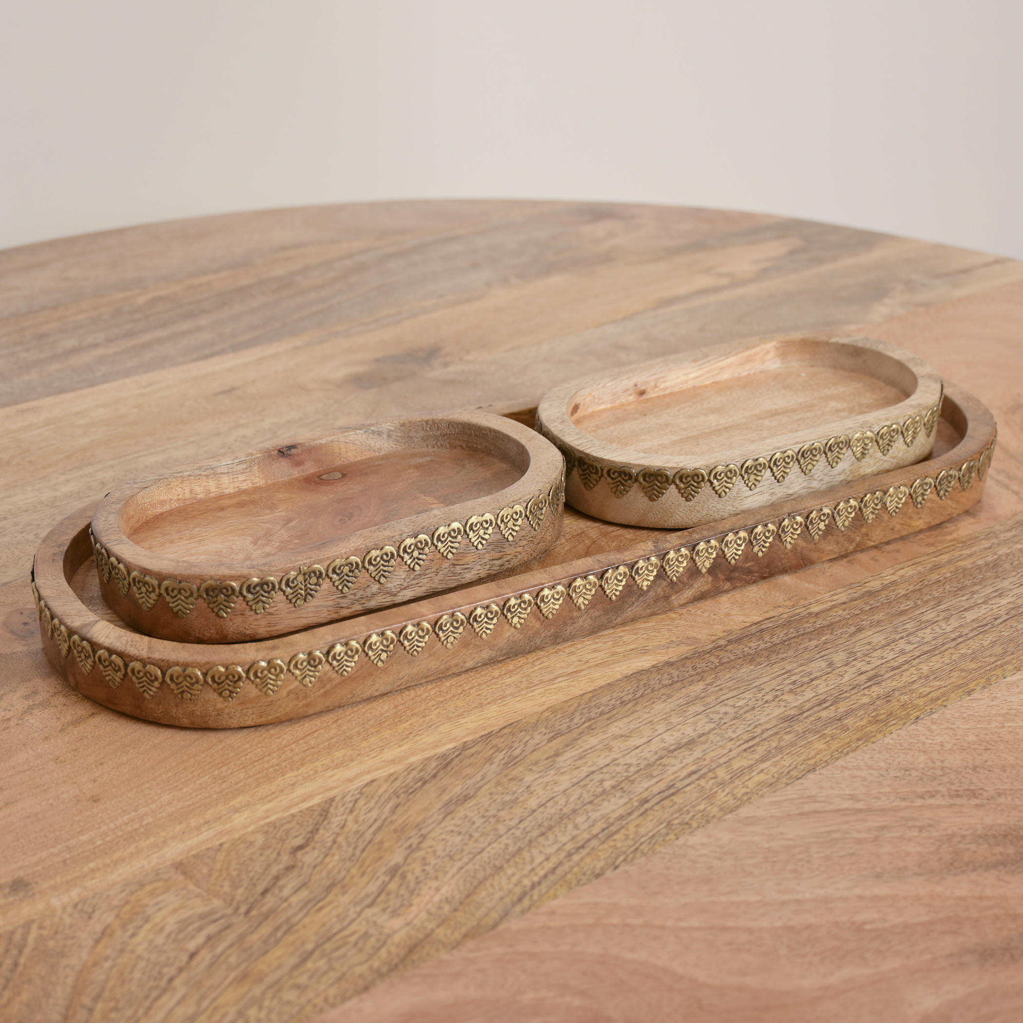 Home Carving 3-Piece Wooden Metallic Detail Serving Tray Set-household-dining-serveware-servingtrays-image-2
