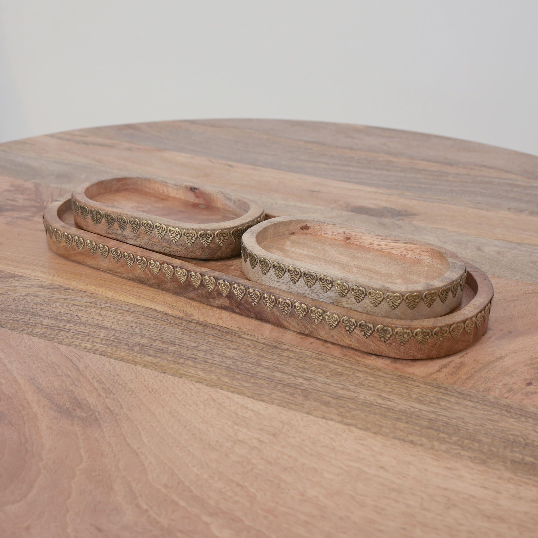 Home Carving 3-Piece Wooden Metallic Detail Serving Tray Set-household-dining-serveware-servingtrays-image-3