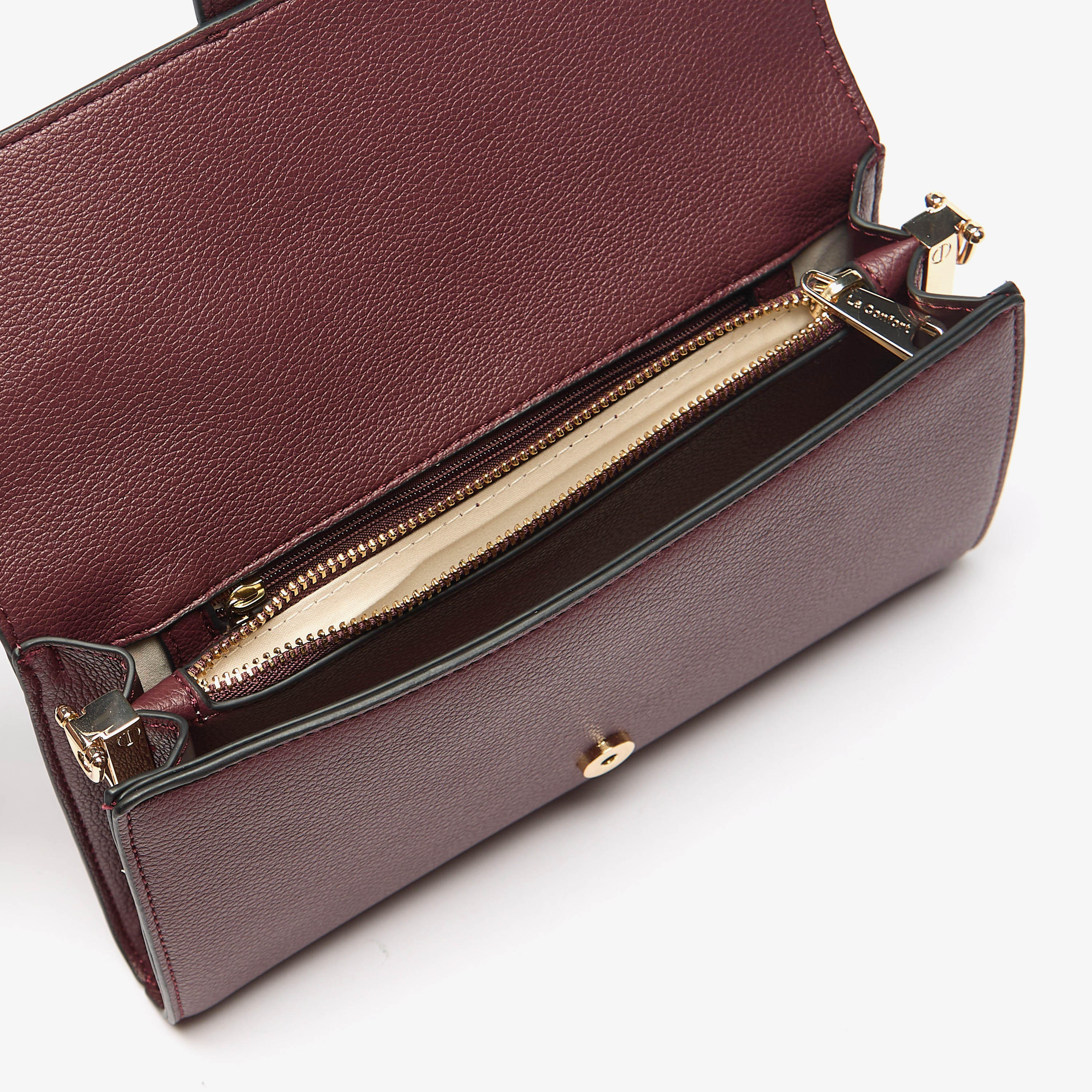 شنطة كروس بودي سادة بحزام سلسلة وزر إغلاق من لو كونفورت-women-bagsandwallets-handbags-image-5