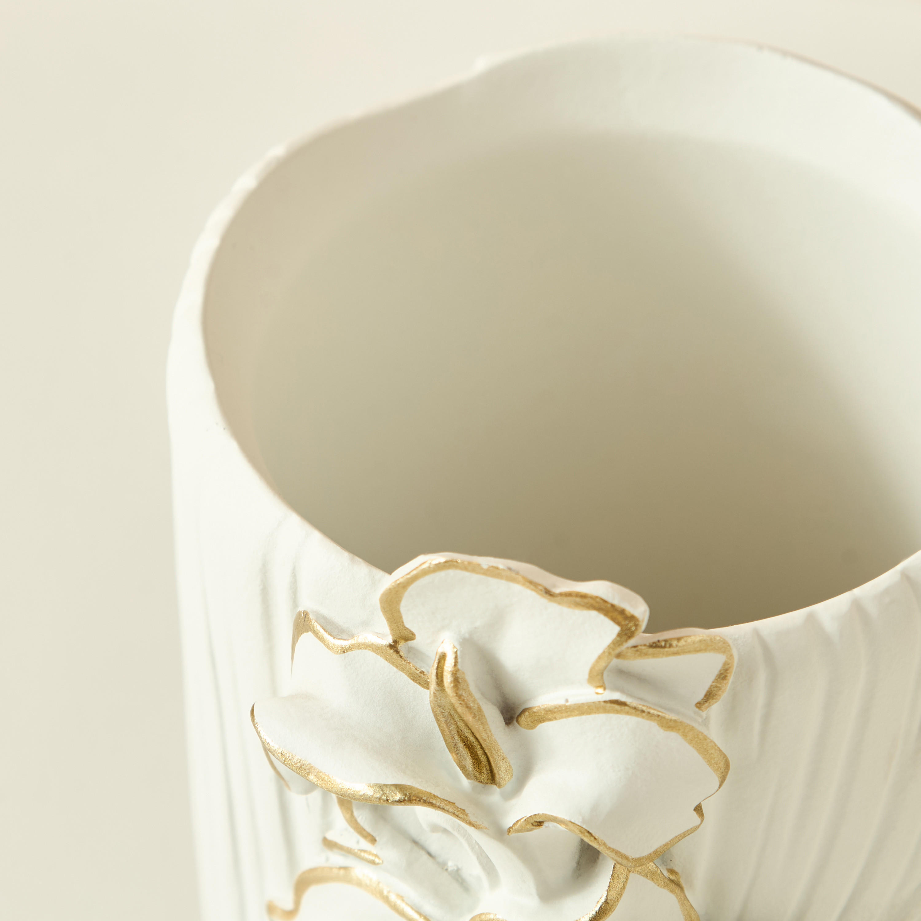 Floral Textured Tumbler-household-bathandlaundry-bathaccessories-toothbrushholdersandtumblers-image-5