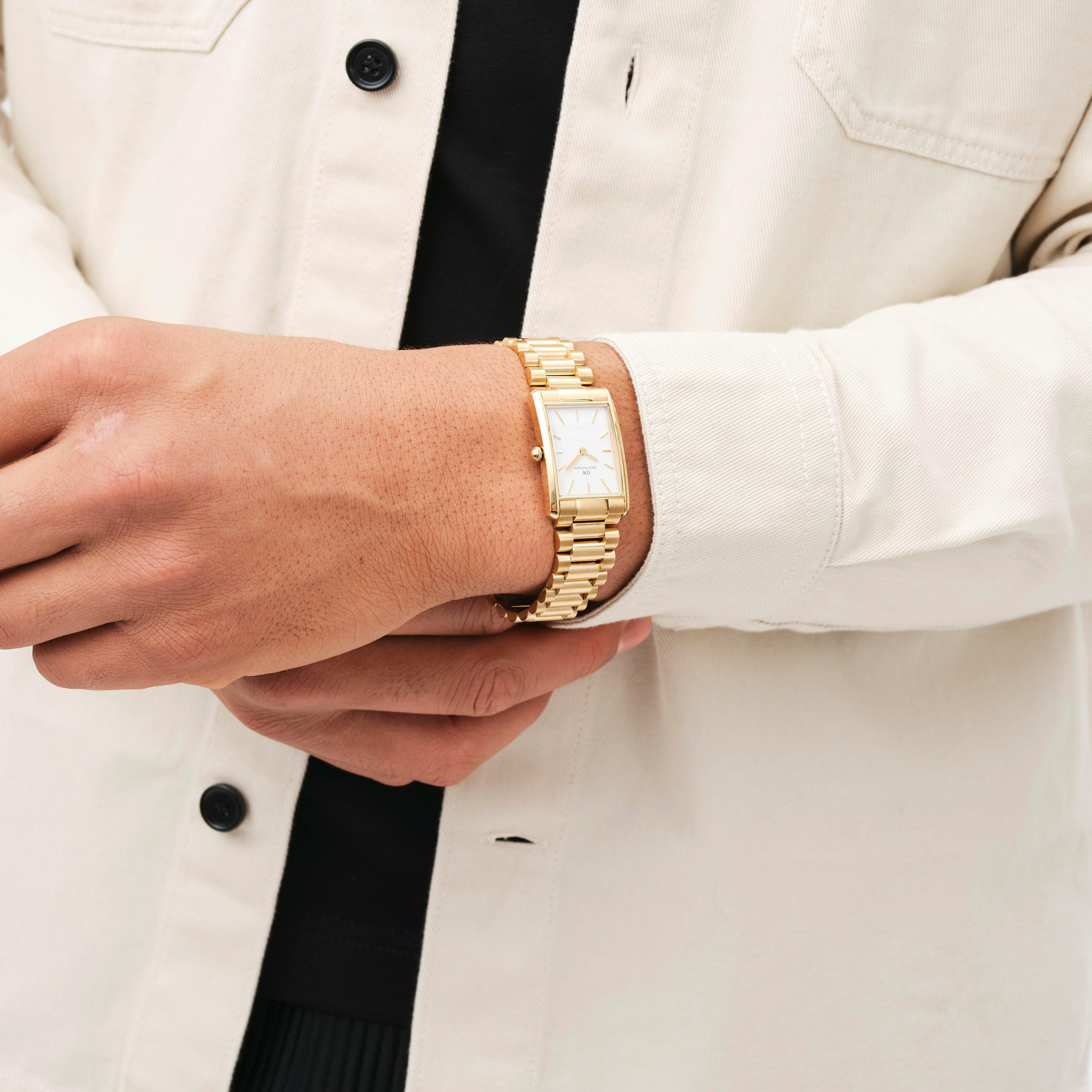 Daniel Wellington Men's 35 MM Gold Analog Stainless Steel Watch | DW00100703-men-watchesandjewellery-watches-image-4