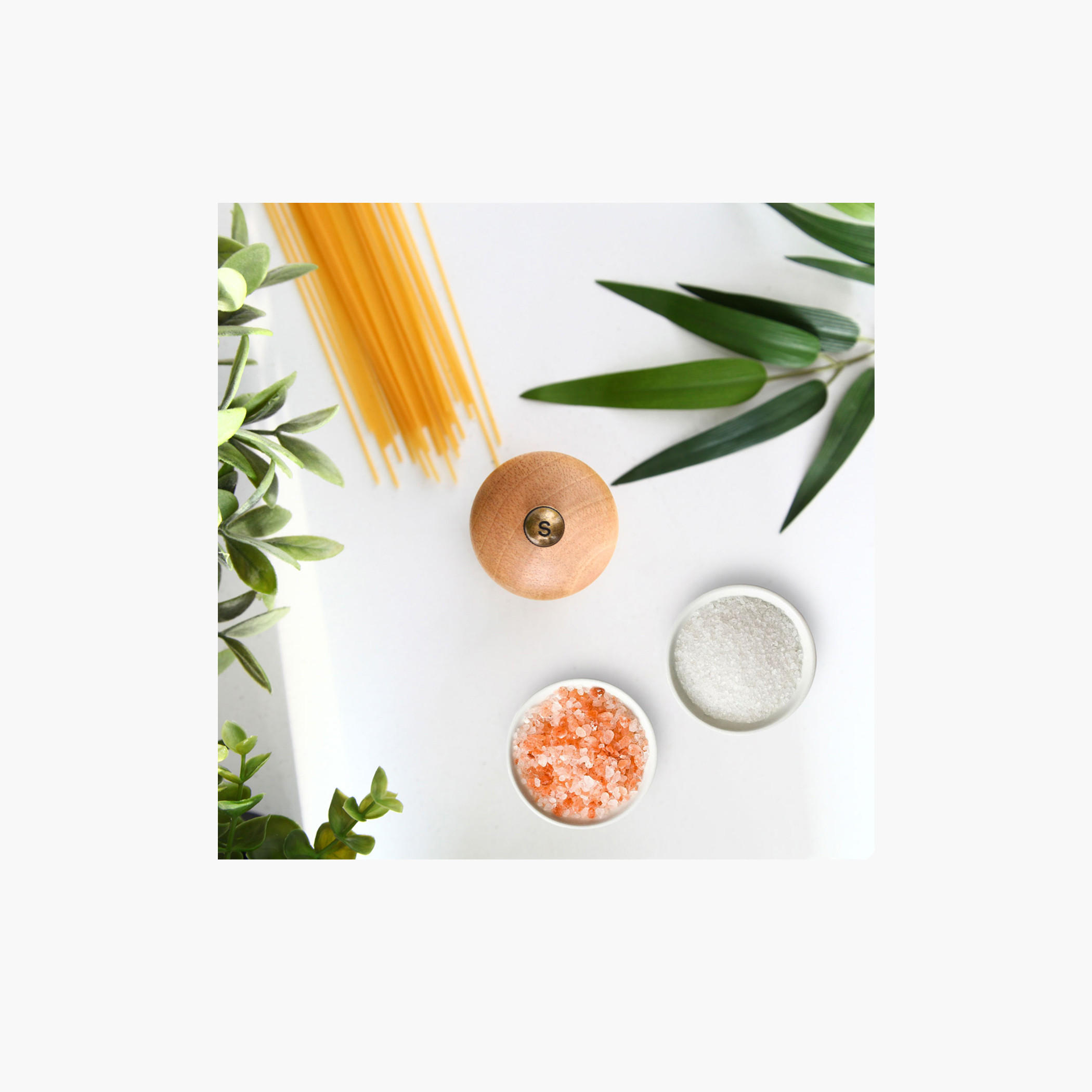 مطحنة ملح هيرتدج من روسيتي-household-kitchen-foodstorage-saltandpeppershakers-image-2