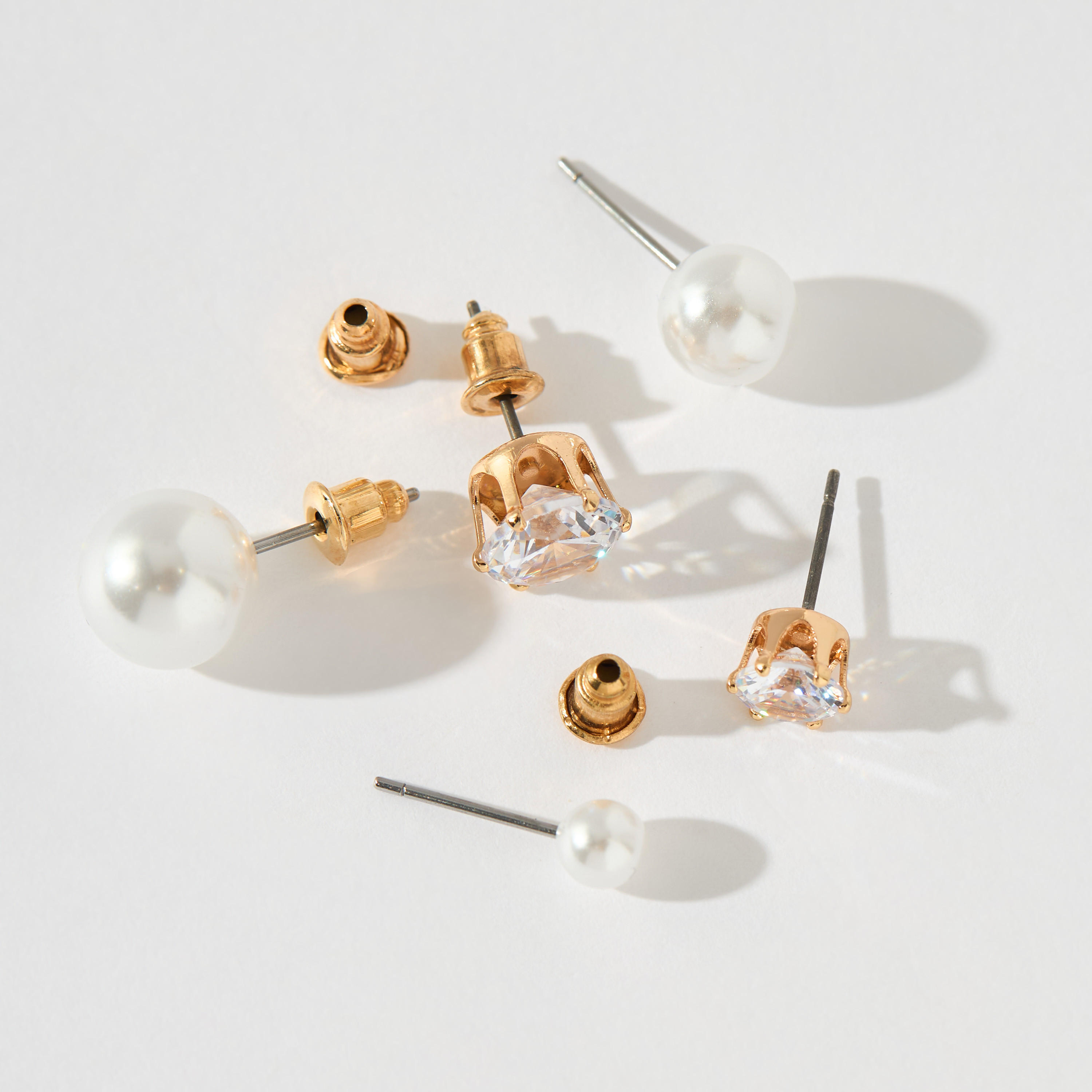 حلقان مزينة بمكبس إغلاق خلفي - طقم من 5-women-watchesandjewellery-jewellery-earrings-image-3