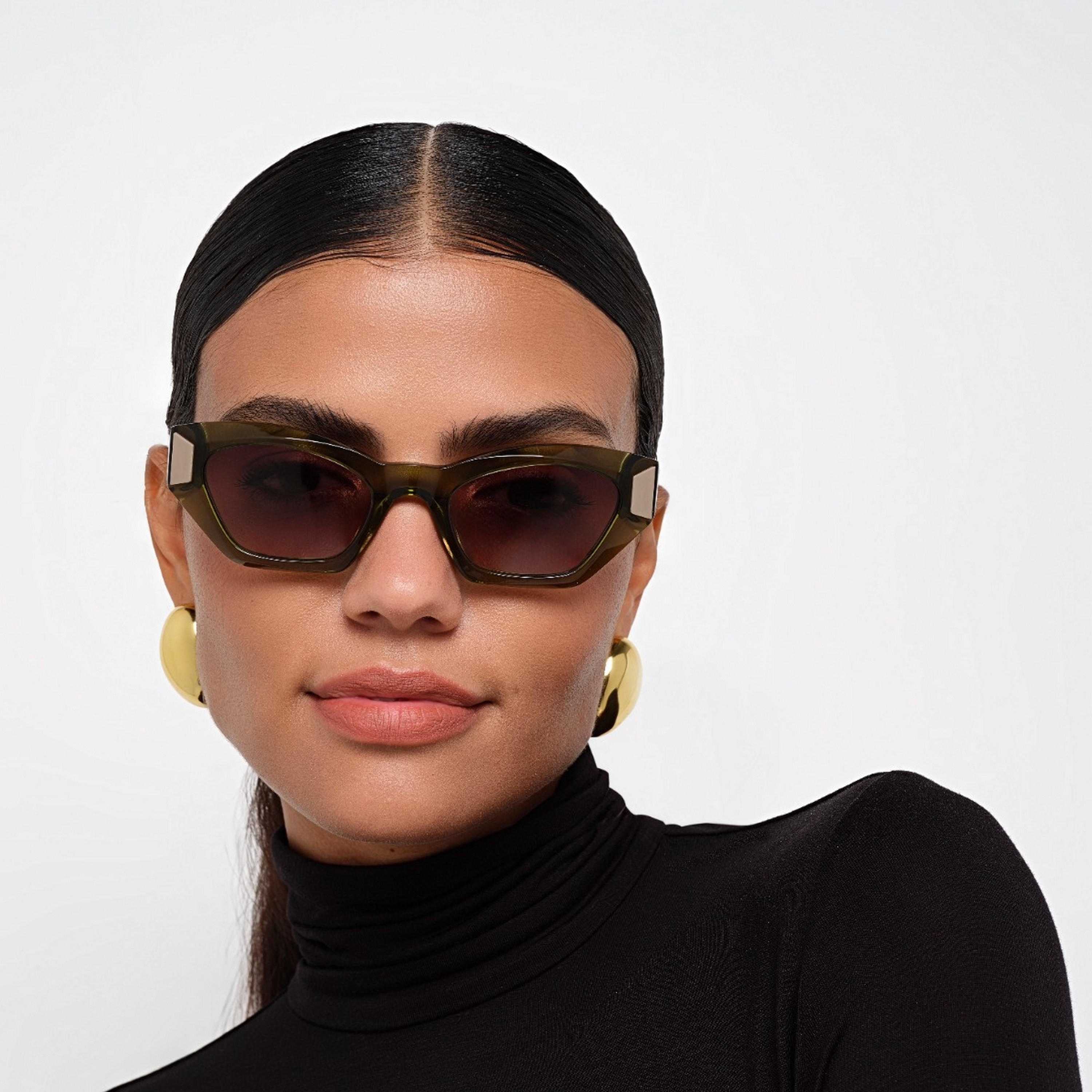 نظارة شمسية بنية ذات كات آي من 30 ساندايز فاليرا مع 50 مم-women-sunglasses-image-5