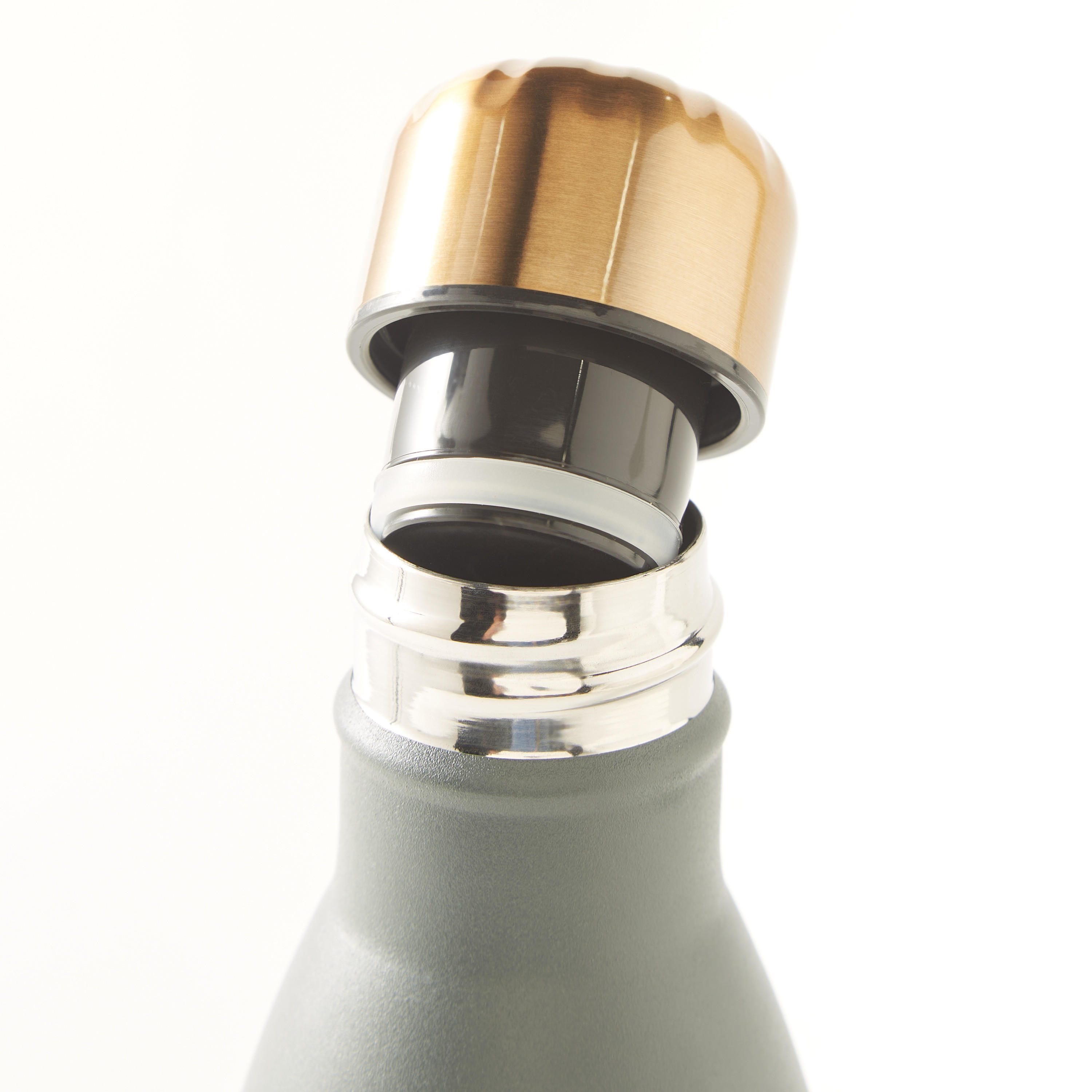قارورة مياه ستانلس ستيل عازلة للحرارة بطبعات شعار من بريتون - 750 مل-school-waterbottles-image-3