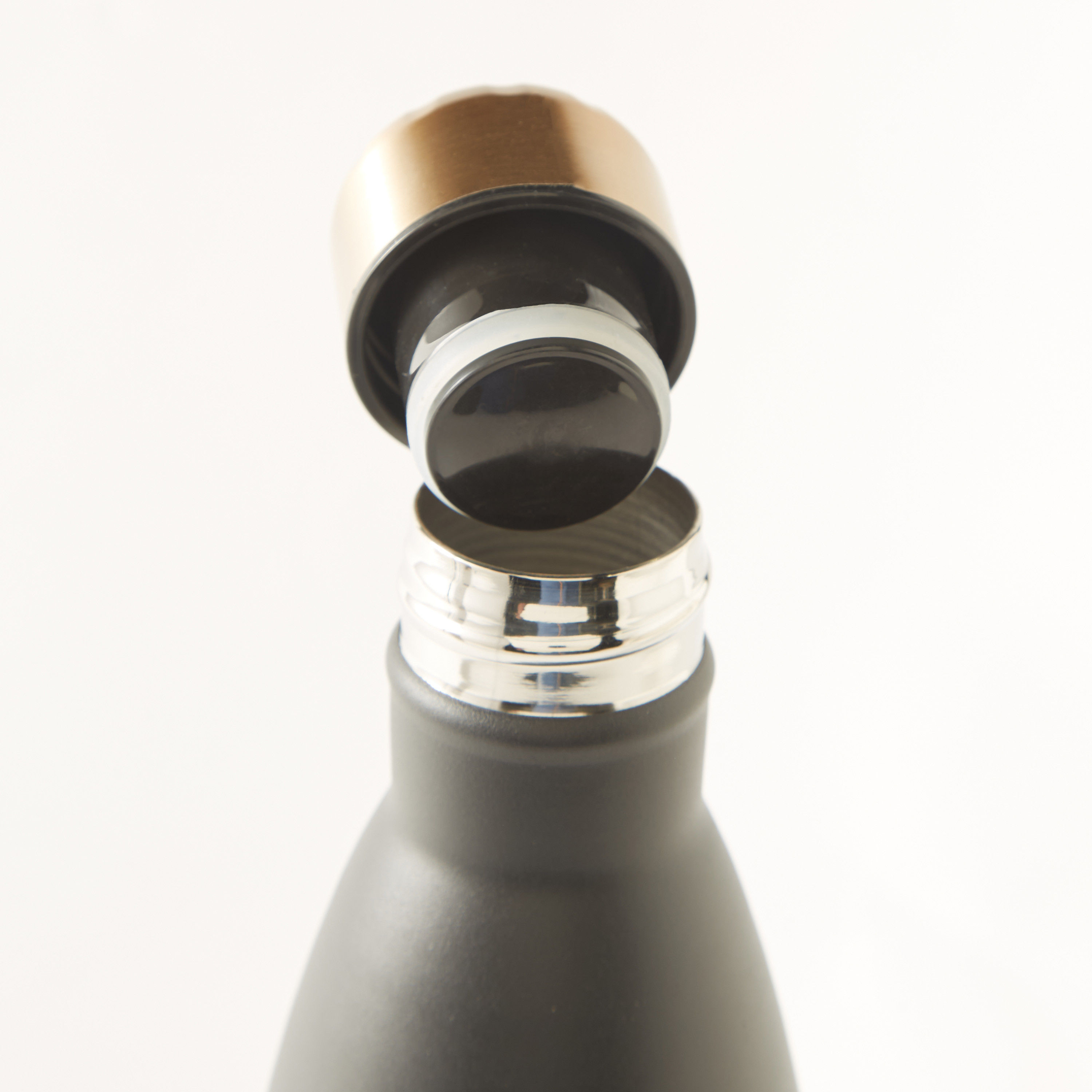 Briiton Logo Print Insulated Stainless Steel Water Bottle - 750 ml-school-waterbottles-image-3