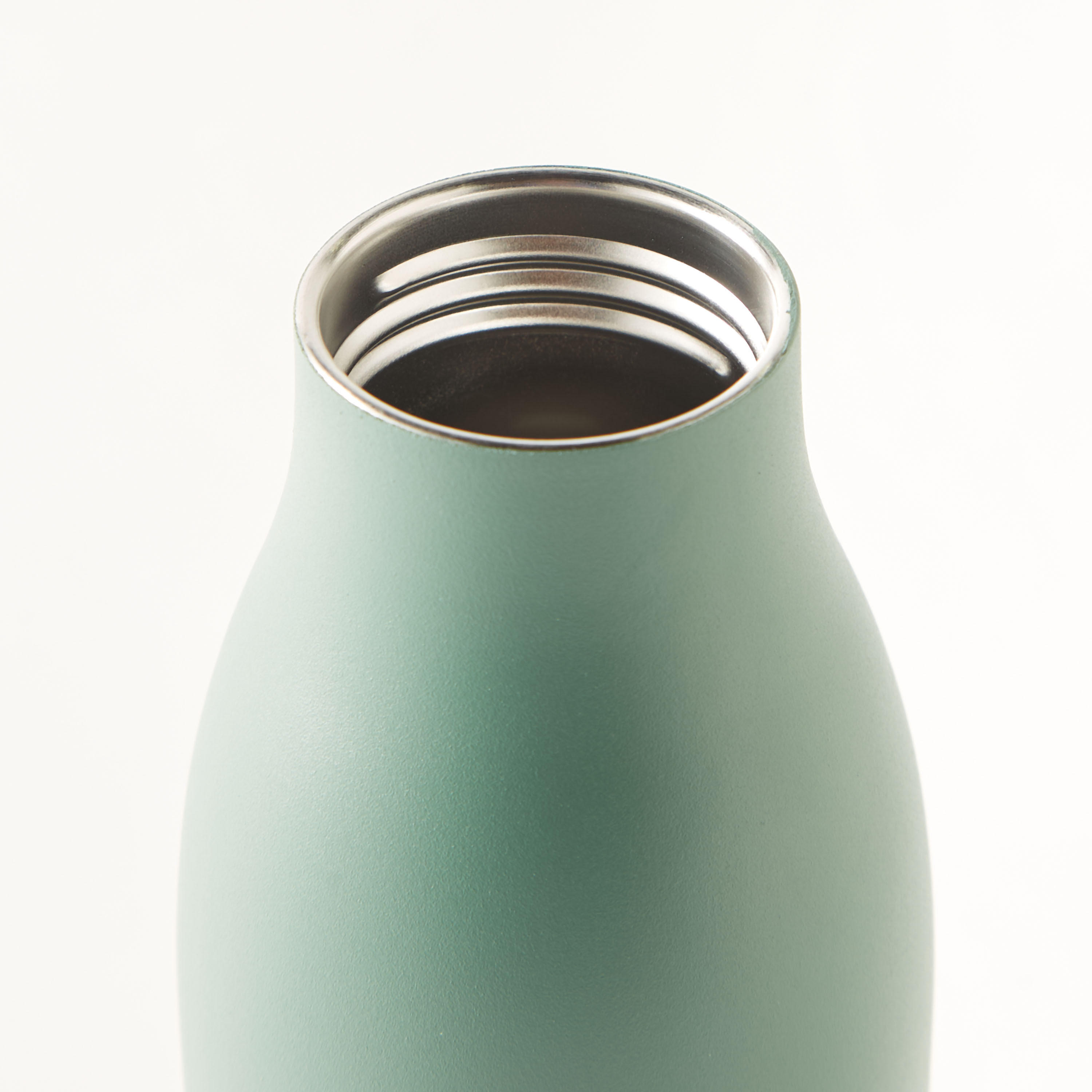 Briiton Stainless Steel Insulated Water Bottle - 750 ml-school-waterbottles-image-3