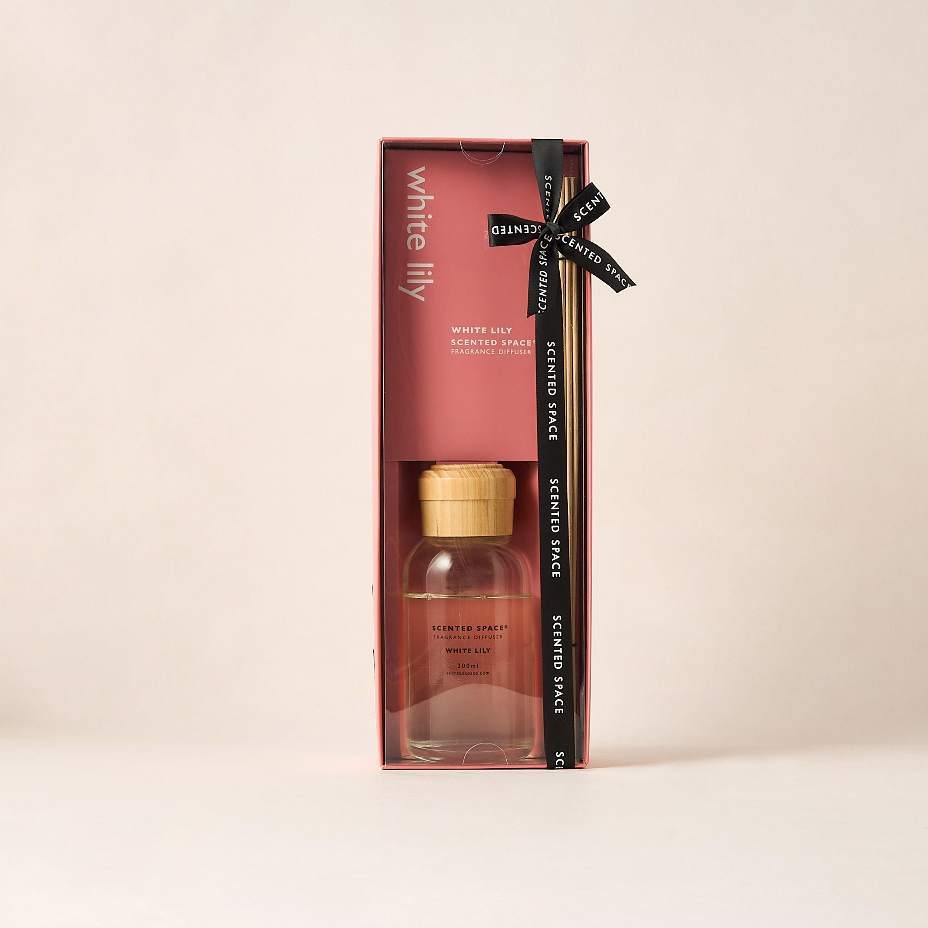 موزع عطور أعواد برائحة الزنبق الأبيض من سينتد سبيس - 200 مل-household-homefragrance-reeddiffusers-image-4