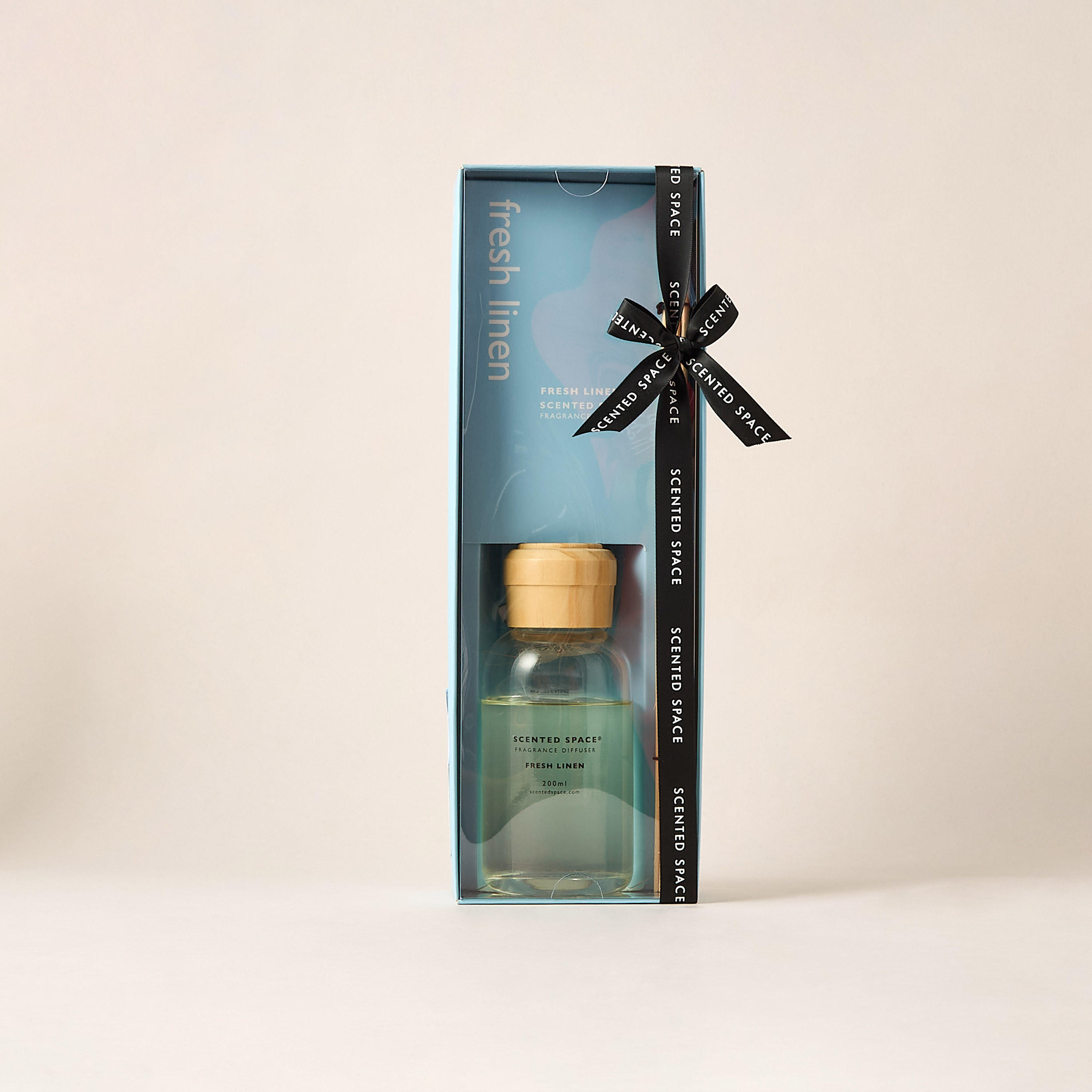 طقم موزع عطور برائحة الكتان المنعش من سينتد سبيس - 200 مل-household-homefragrance-reeddiffusers-image-4