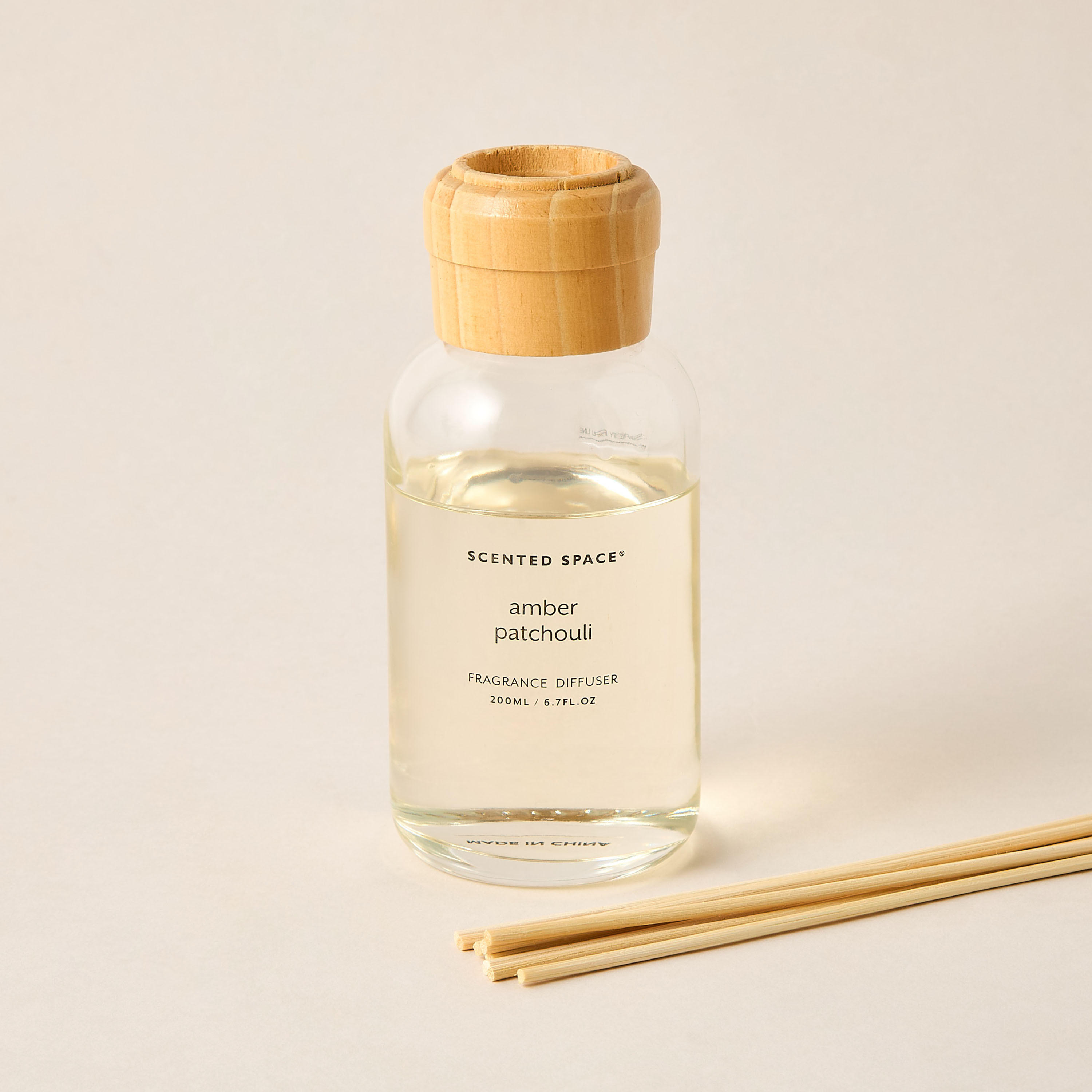 Scented Space Amberian Woods Reed Diffuser - 200 ml-household-homefragrance-reeddiffusers-image-2
