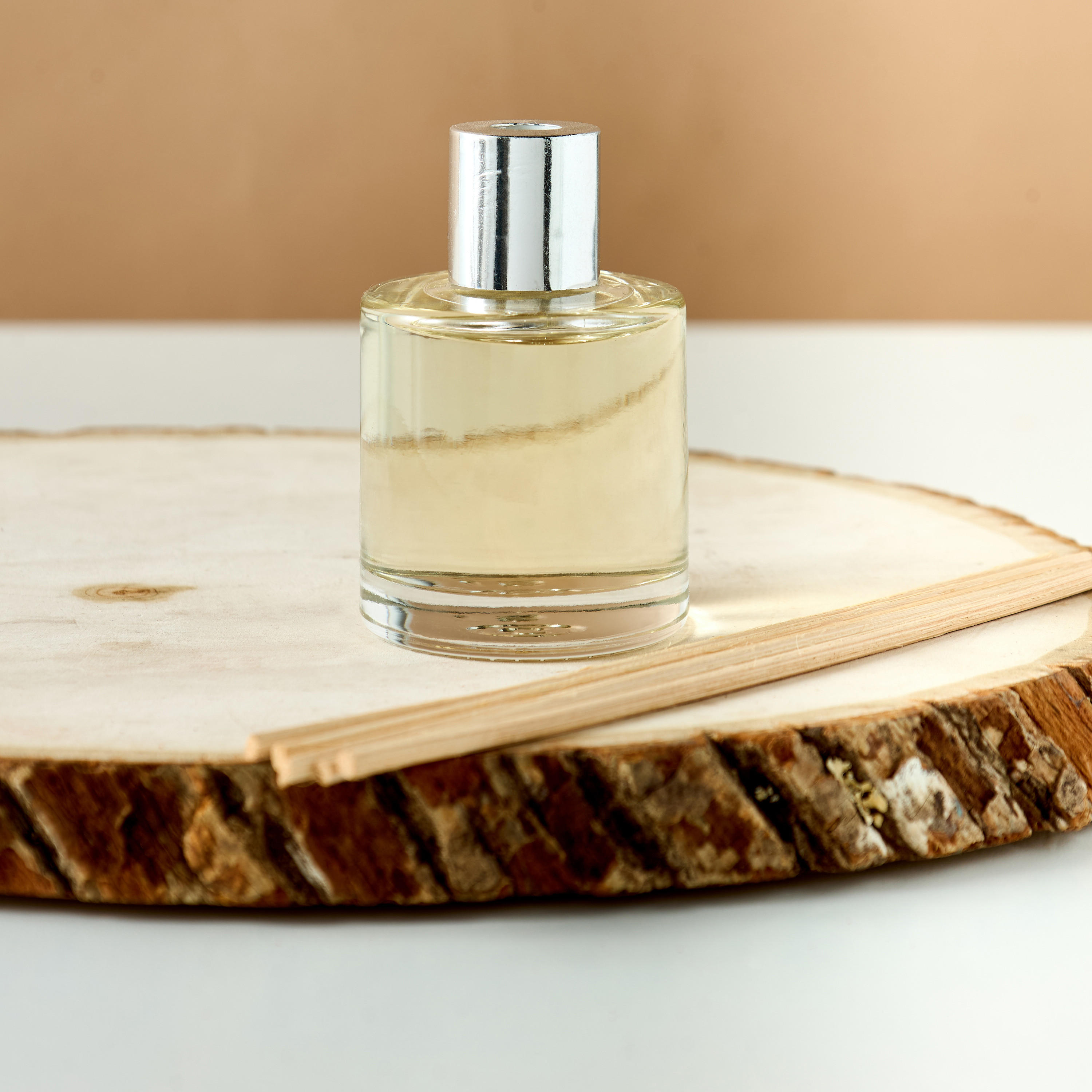 موزع عطور أعواد برائحة البلوط الإنجليزي والكشمش الأسود من إيليمنتس - 50 مل-household-homefragrance-reeddiffusers-image-2