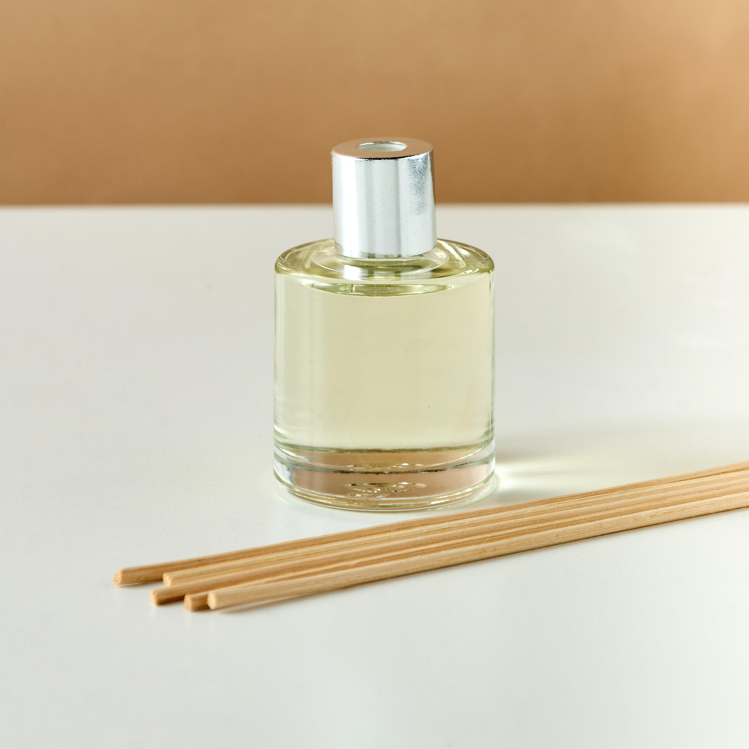 Elements Peony and Blush Suede Reed Diffuser - 50 ml-household-homefragrance-reeddiffusers-image-2