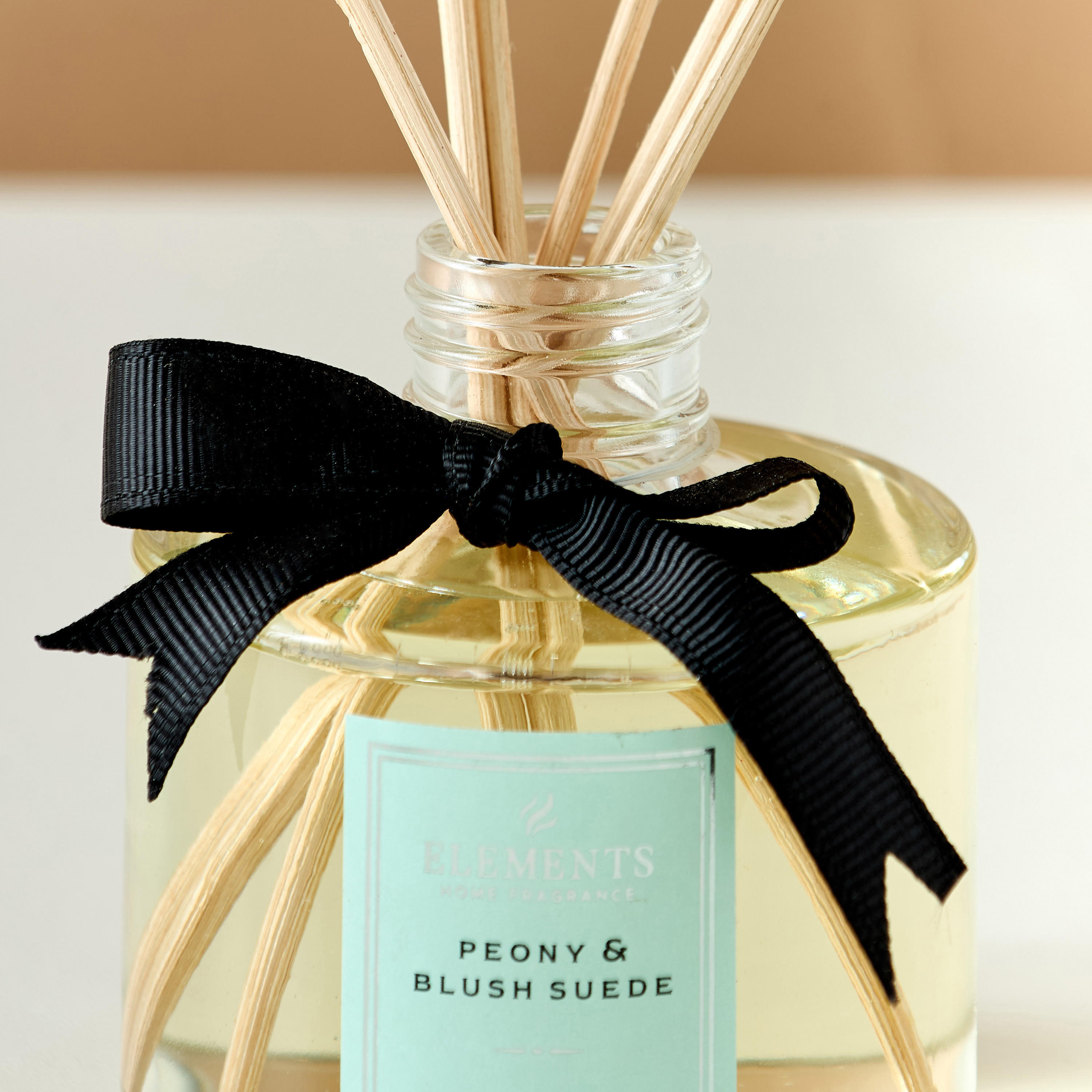 Elements Peony and Blush Suede Reed Diffuser - 100 ml-household-homefragrance-reeddiffusers-image-3