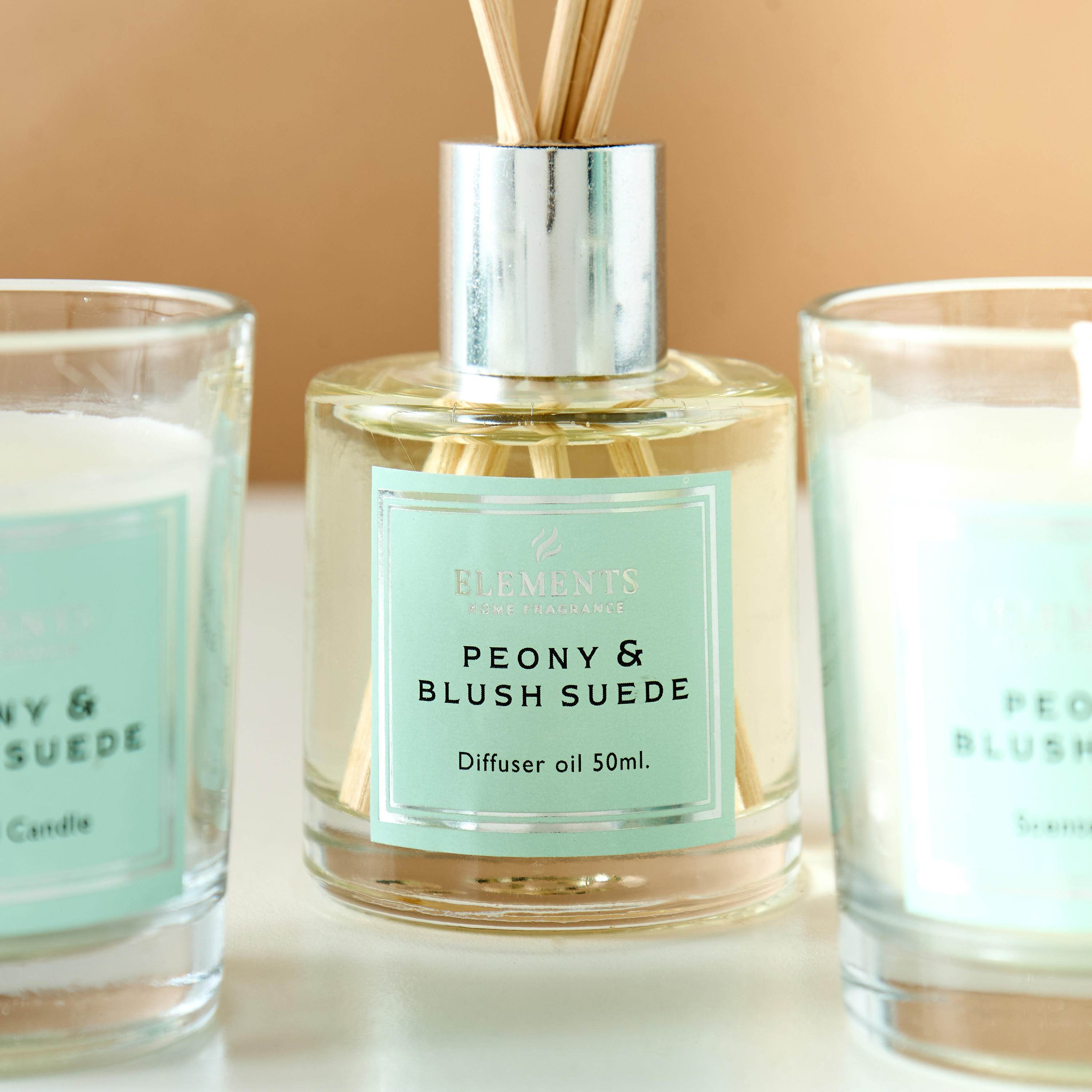 Elements Rose and Black Oud Reed Diffuser and Jar Candle Gift Set-household-homefragrance-fragrancegiftset-image-3