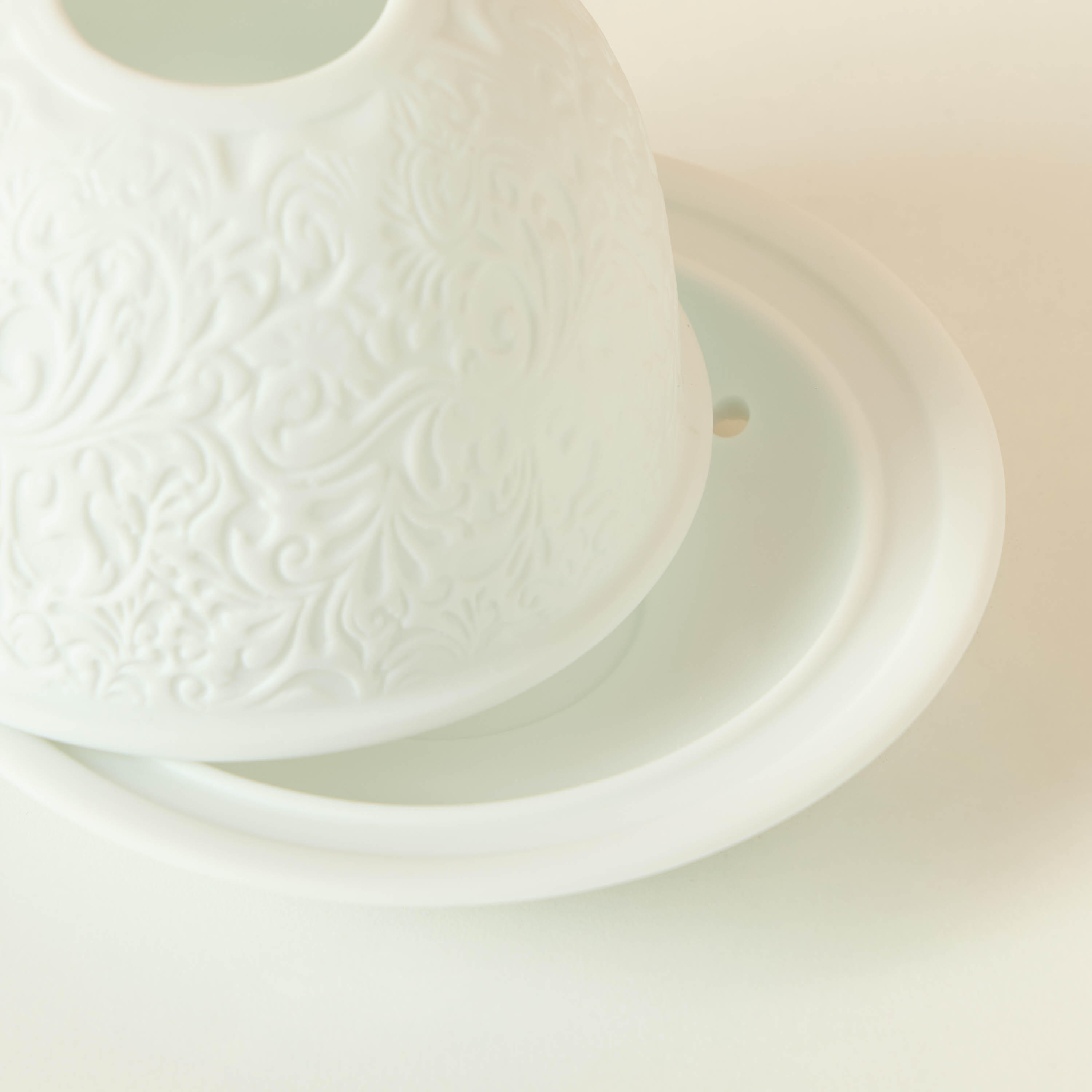 Ornate Ceramic Tealight Candleholder - 12x8 cms-household-decor-candleholdersandlanterns-image-5