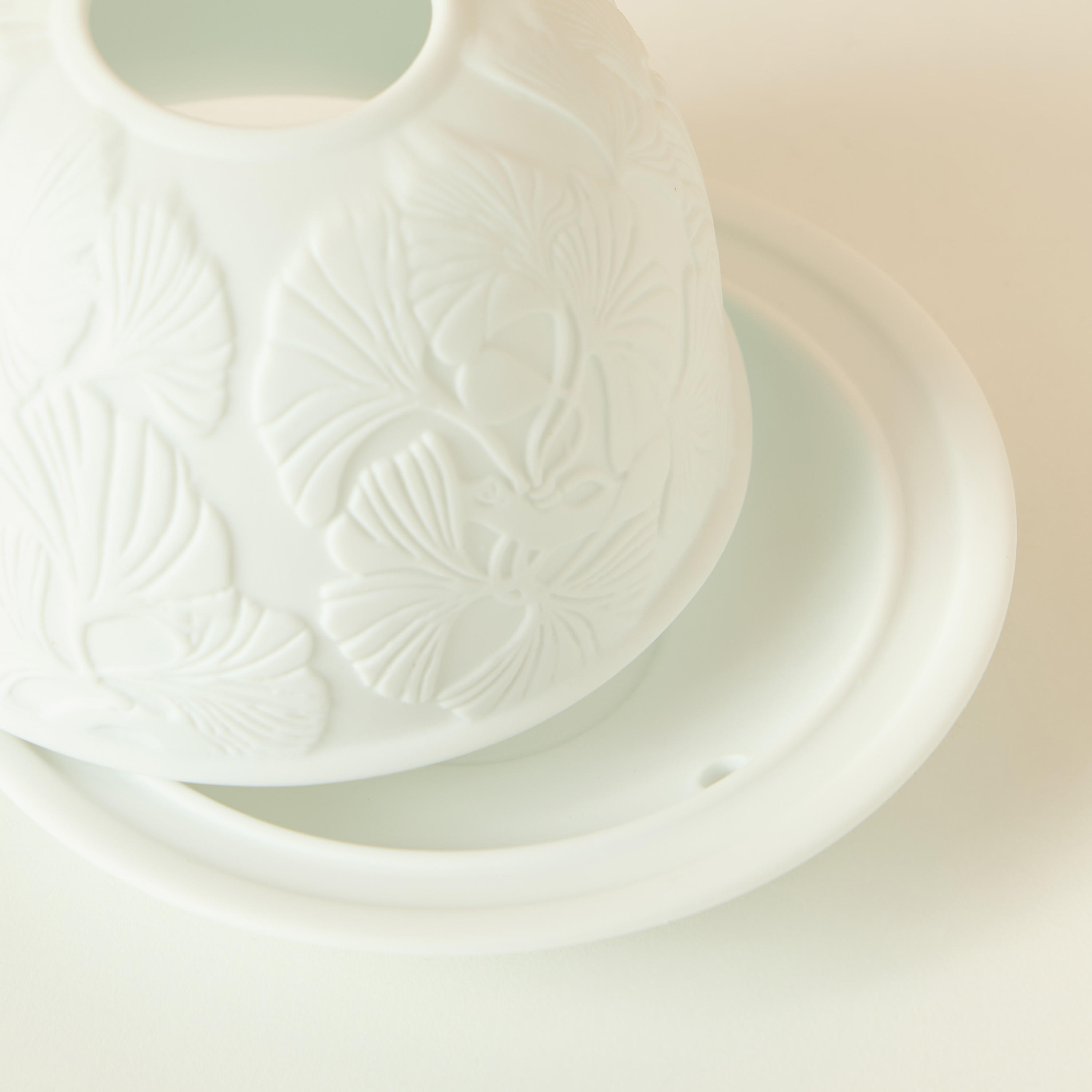 Ginkgo Ceramic Tealight Candleholder - 12x8 cms-household-decor-candleholdersandlanterns-image-5