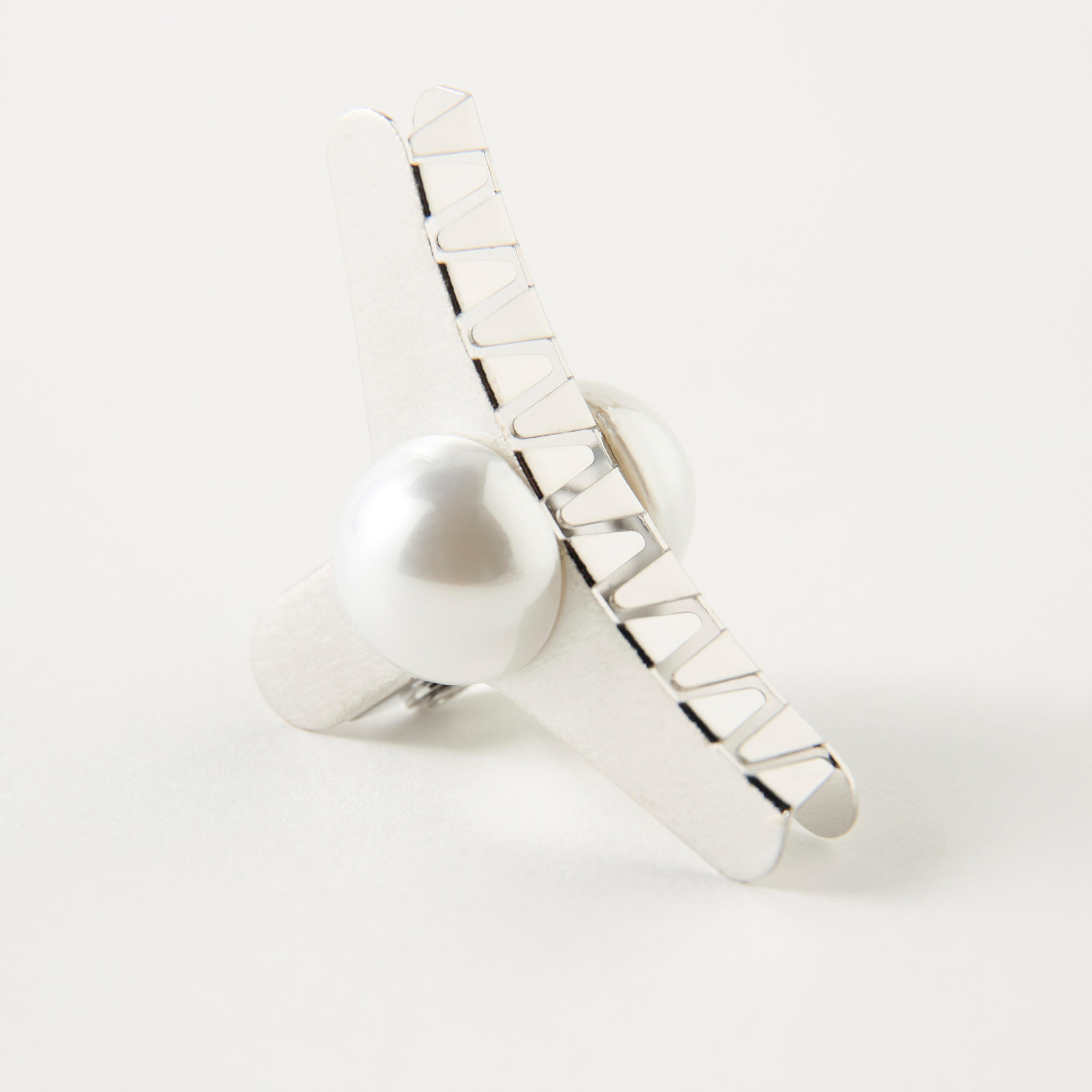 Pearl Embellished Hair Clamp-women-hairaccessories-clamps-image-3