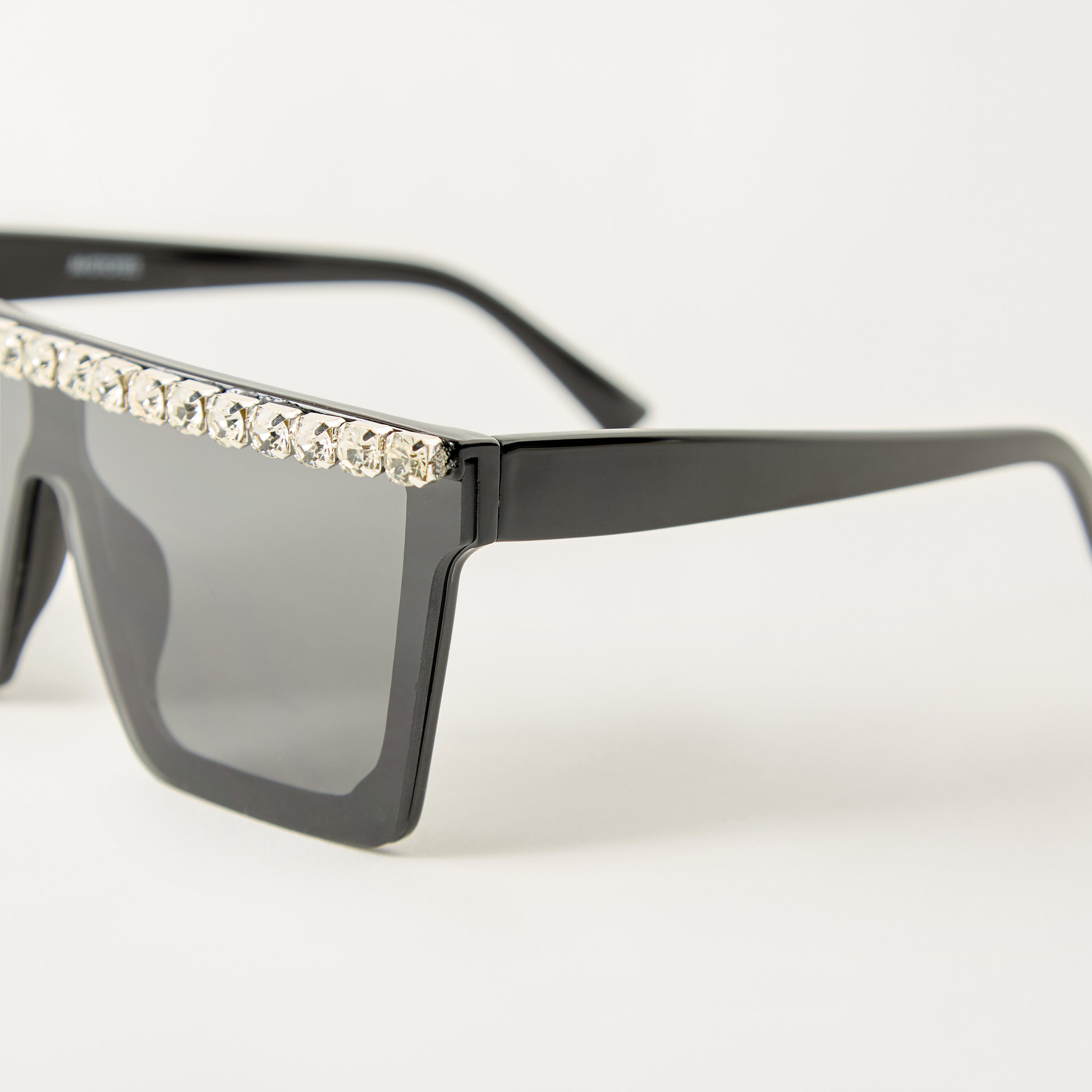 Mistotes Studded Full Rim Tinted Sunglasses-women-sunglasses-image-3