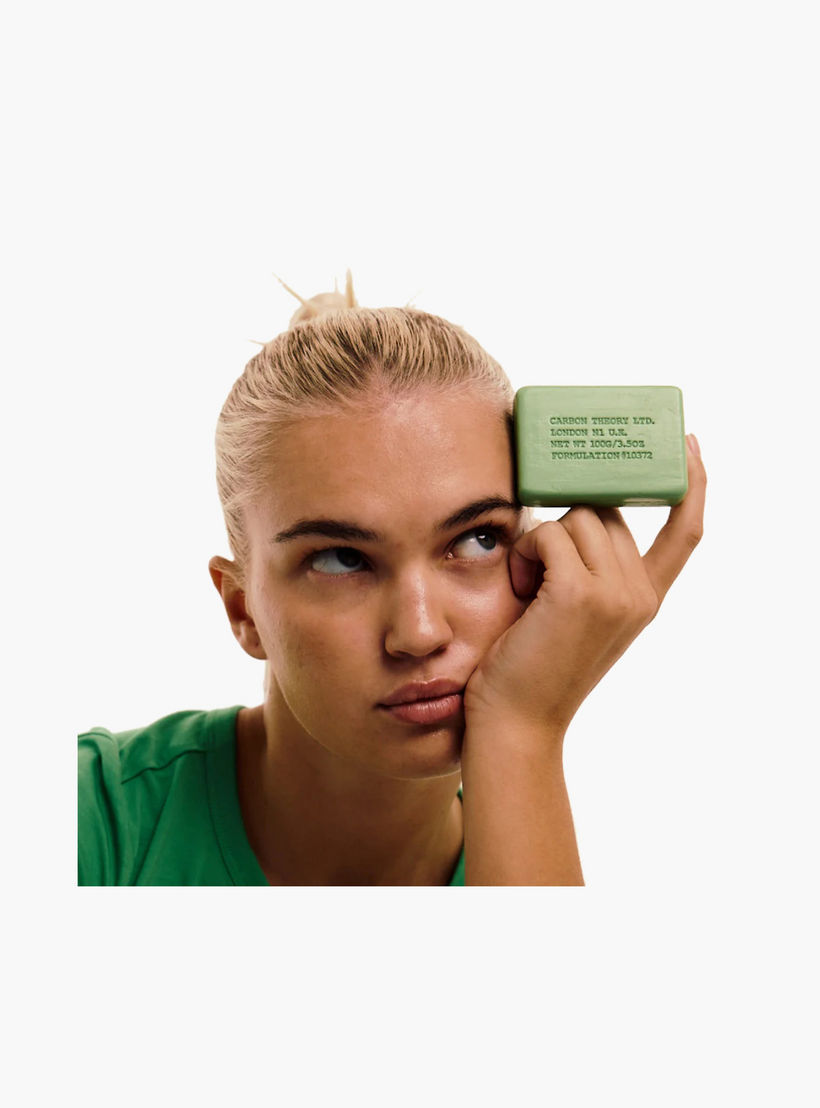 صابونة تنظيف الوجه سوبرفود من كاربون ثيوري - 100 جرام-beautyandpersonalcare-bathandbody-bathandshower-soaps-image-3