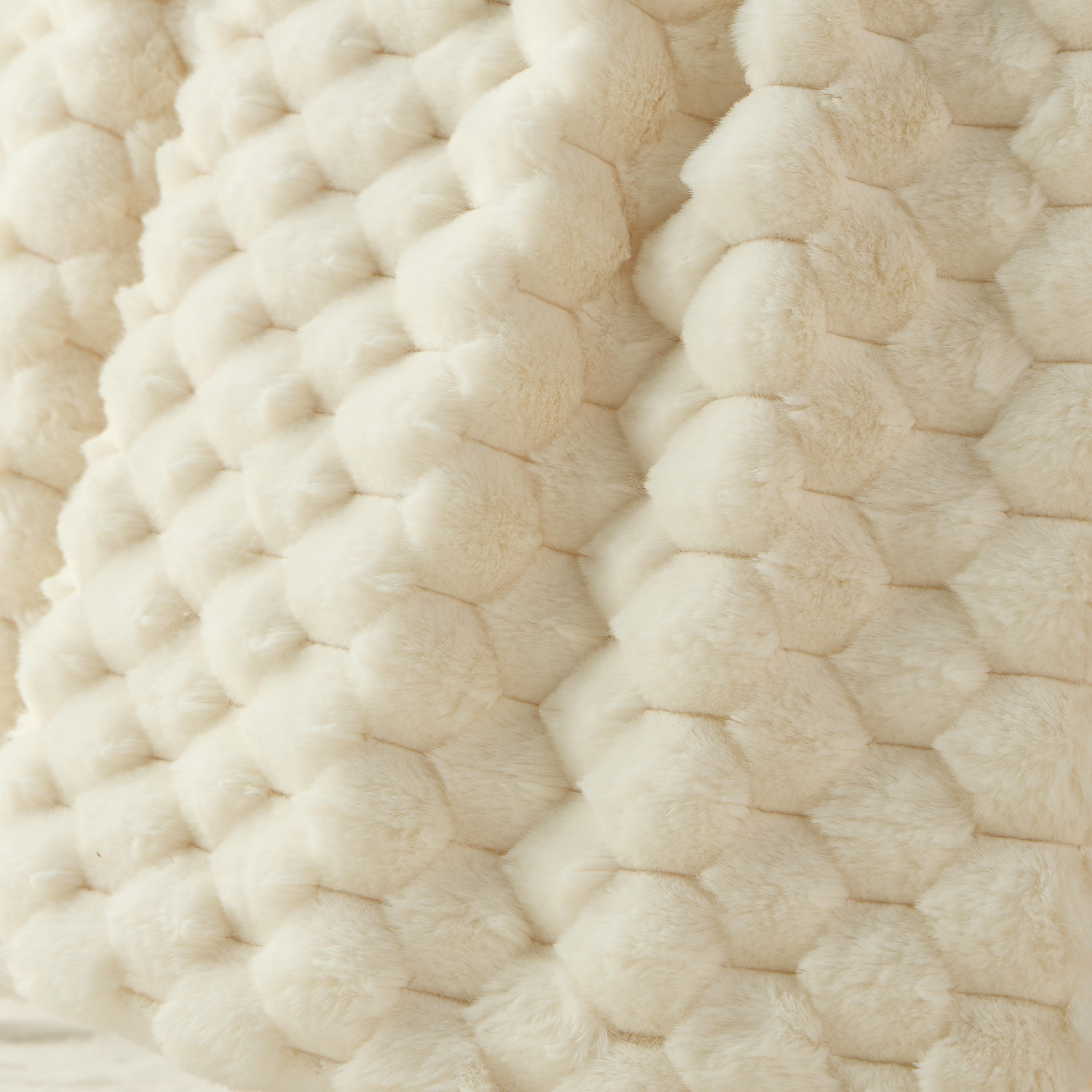 Honeycomb Textured Fur Throw - 127x152 cms-household-cushionsandthrows-throwsandblankets-throws-image-2