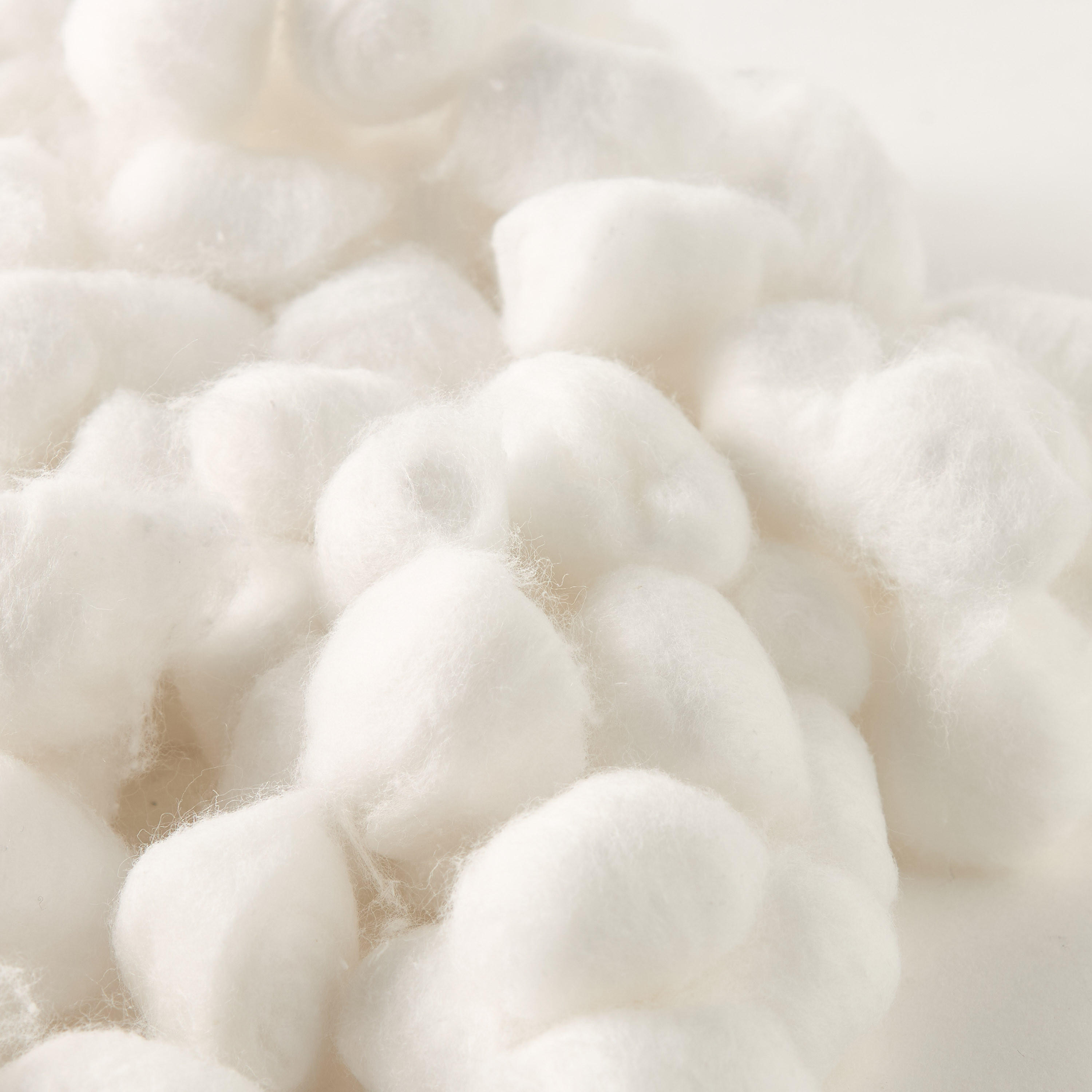 Beautysta 100-Piece Cotton Ball Set-beautyandpersonalcare-bathandbody-toolsandaccessories-bathaccessories-image-4