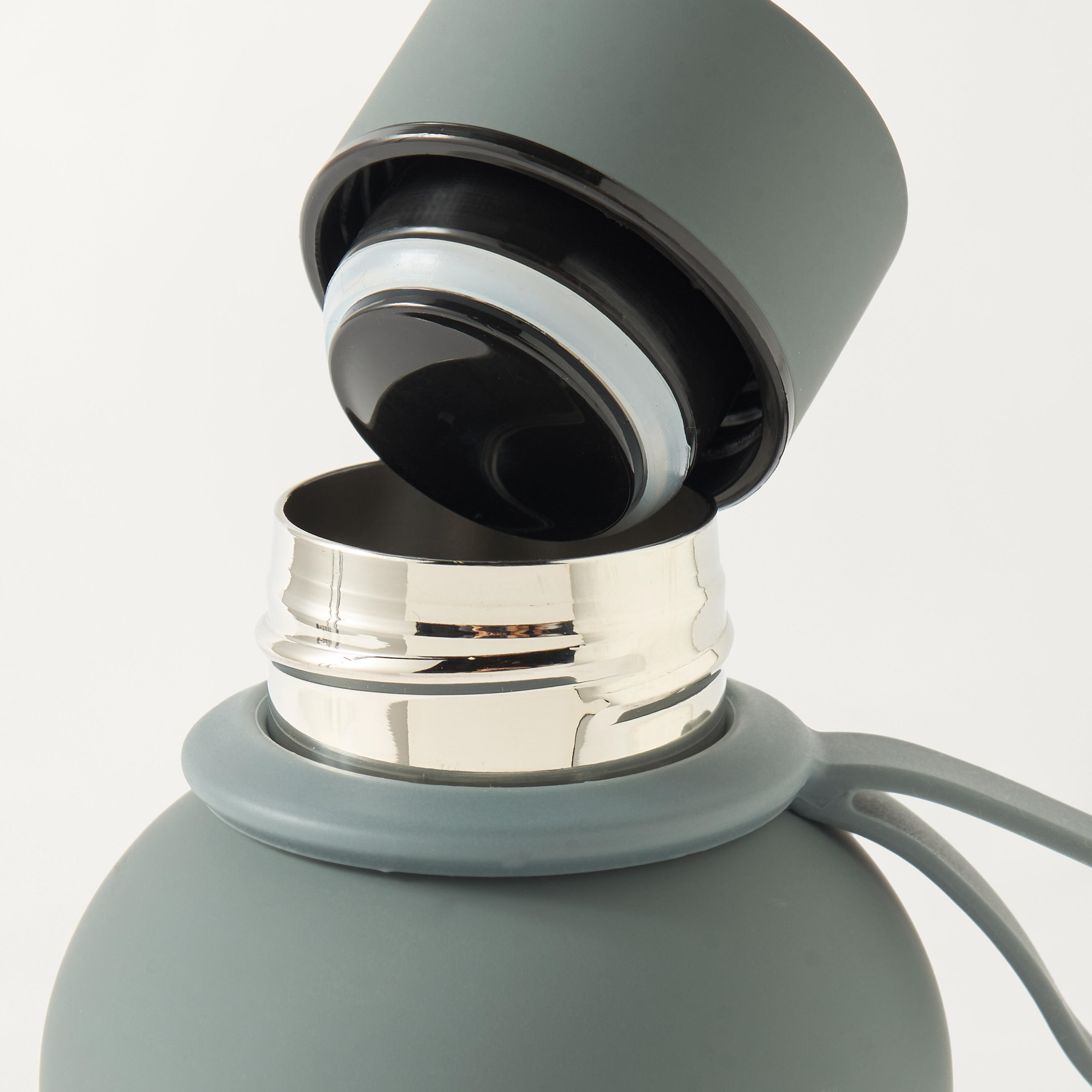 Solid Stainless Steel Water Bottle with Handle - 500 ml-school-waterbottles-image-4