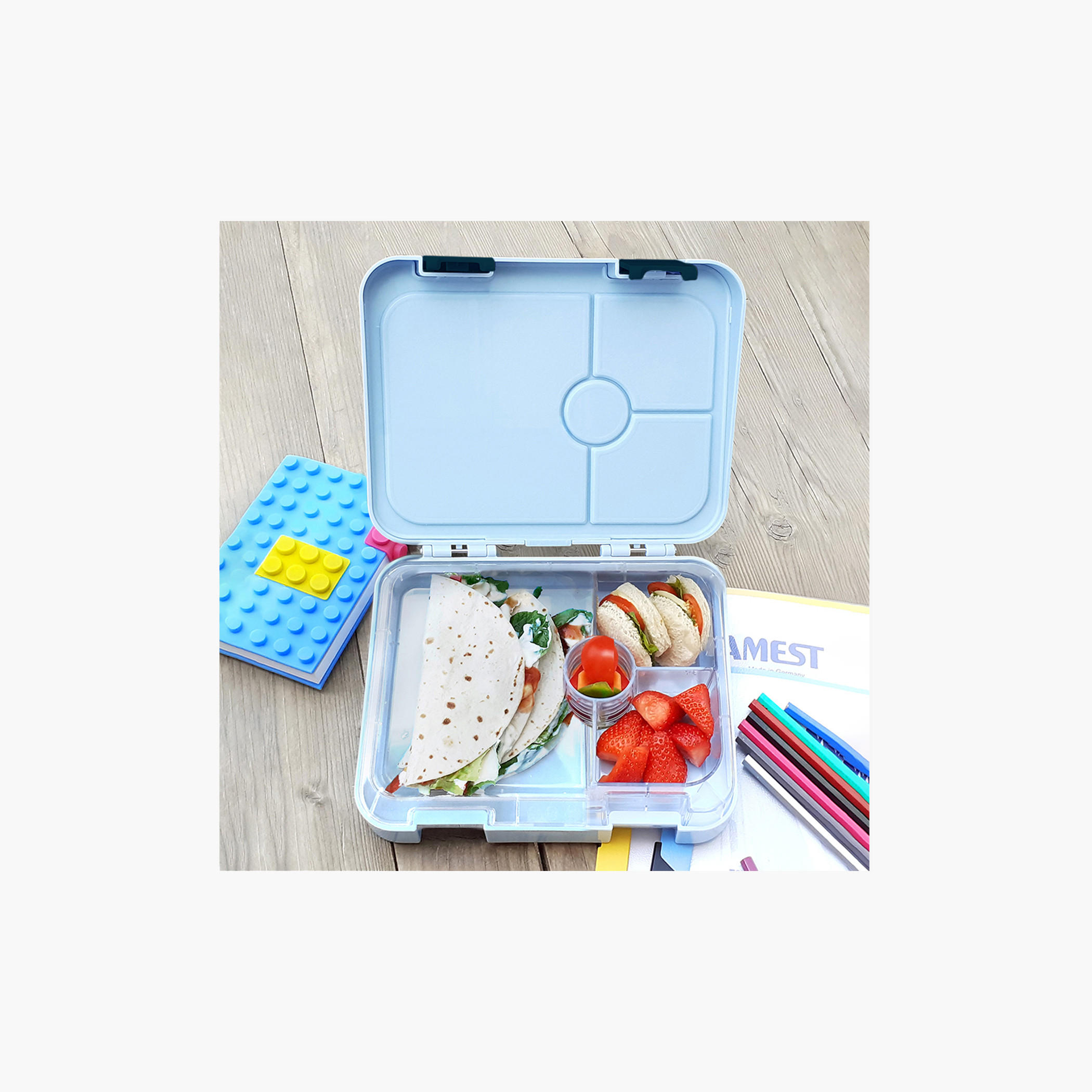 Eazy Kids Shark Print 4-Compartment Bento Lunch Box with Sandwich Cutter and Fruit Pick-school-lunchessentials-lunchboxes-image-6