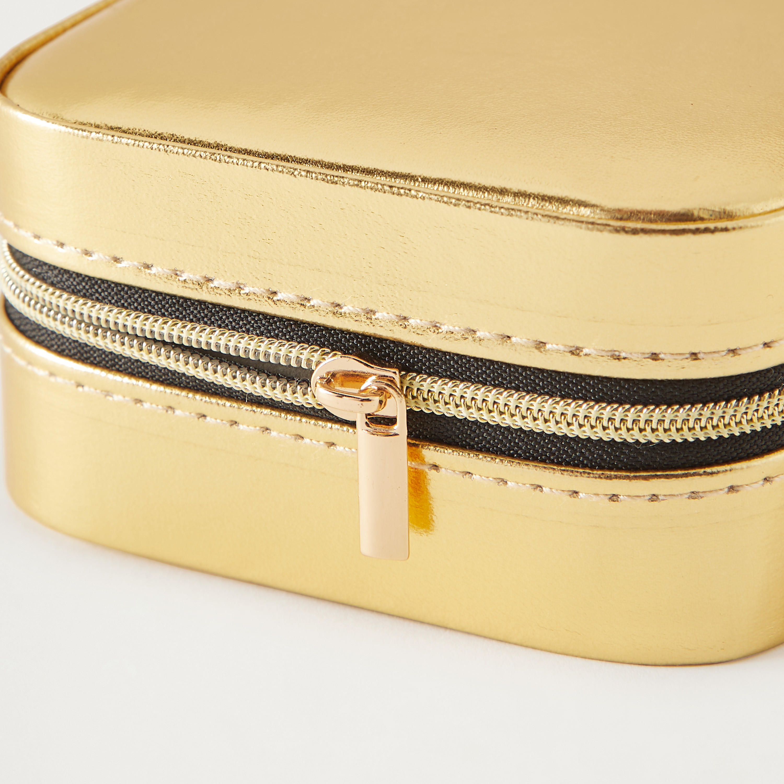 Syloon Solid Square Jewellery Box with Zip Closure - 10x10x5 cms-women-watchesandjewellery-jewellery-storage-image-2