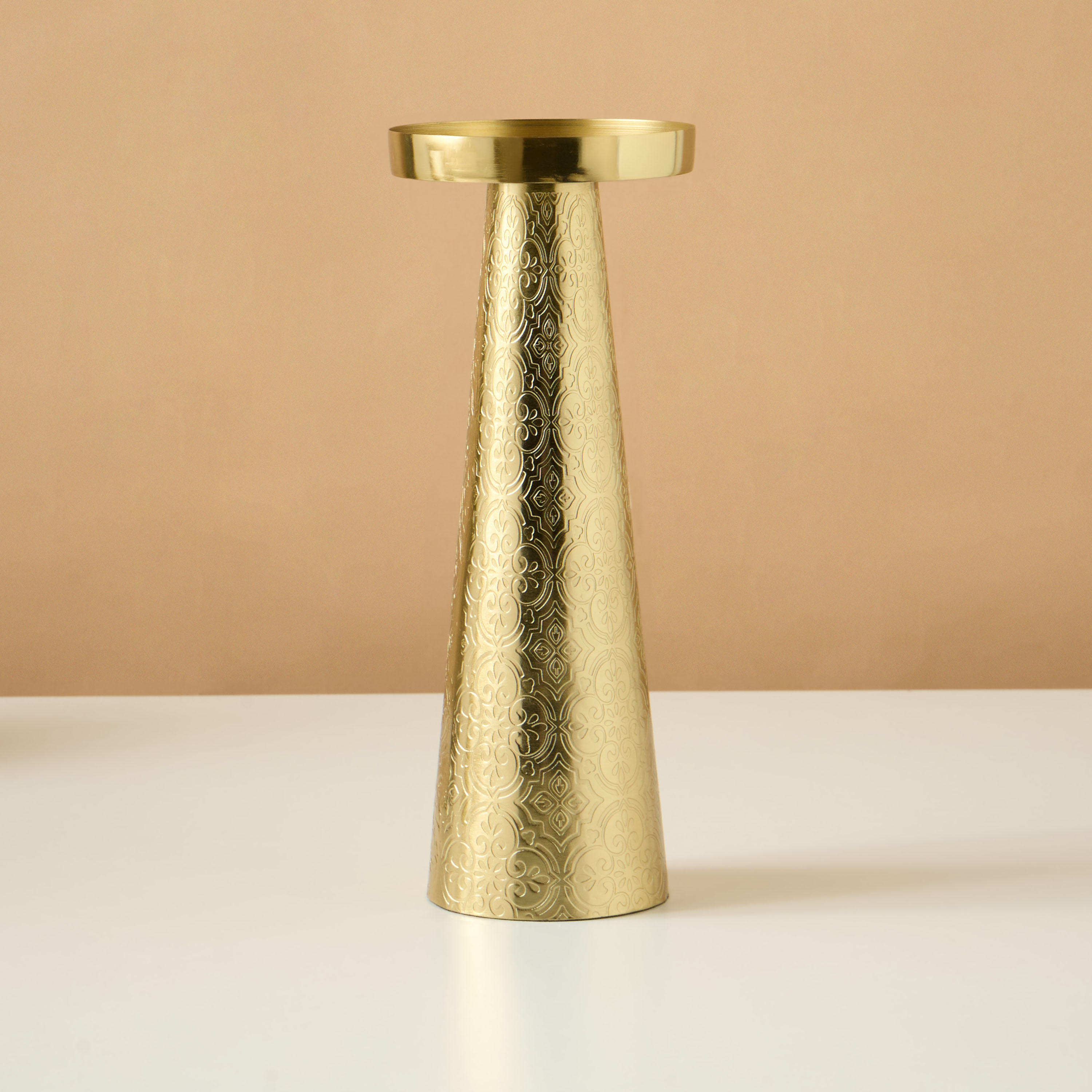 حامل شموع عمودية بارز الملمس من هوم كارفينج-household-decor-candleholdersandlanterns-image-2