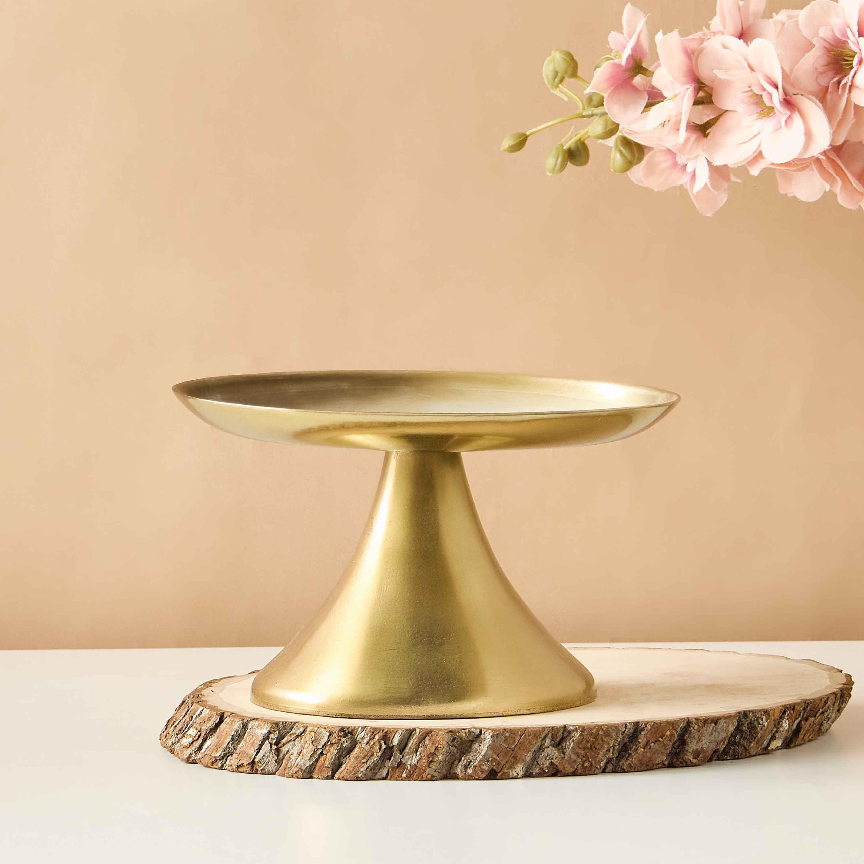 Embossed Iron Cake Stand - 20x14x12 cms-household-dining-serveware-cakestands-image-1