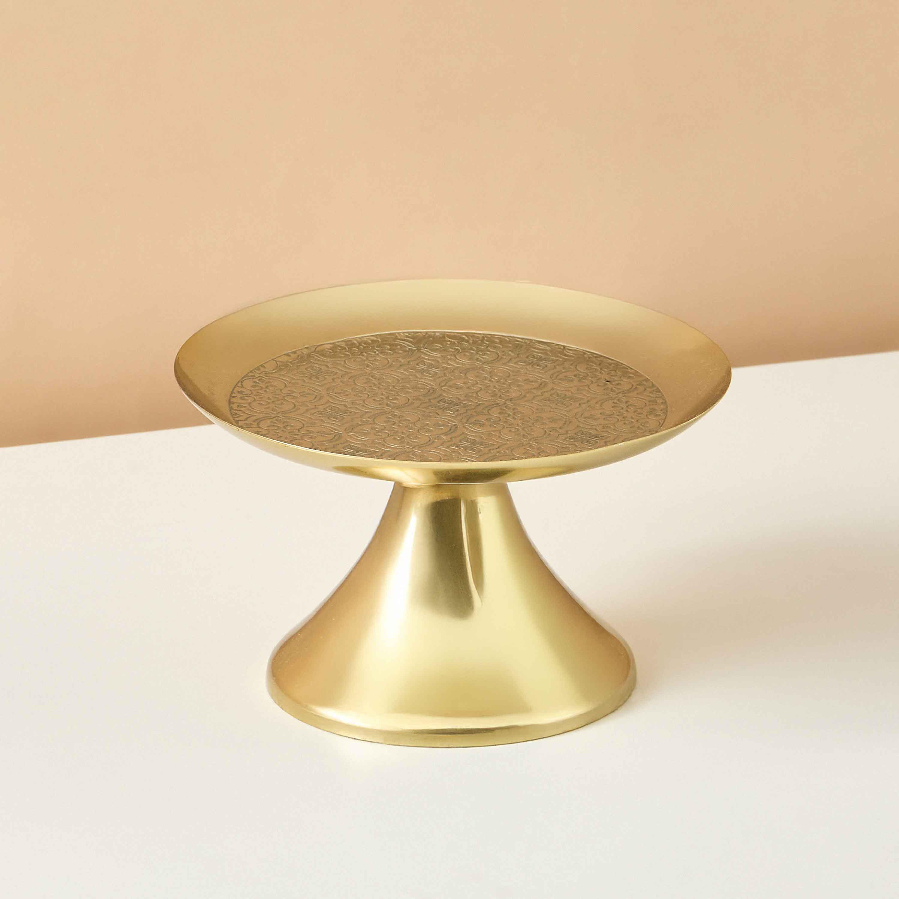 Embossed Iron Cake Stand - 20x14x12 cms-household-dining-serveware-cakestands-image-3