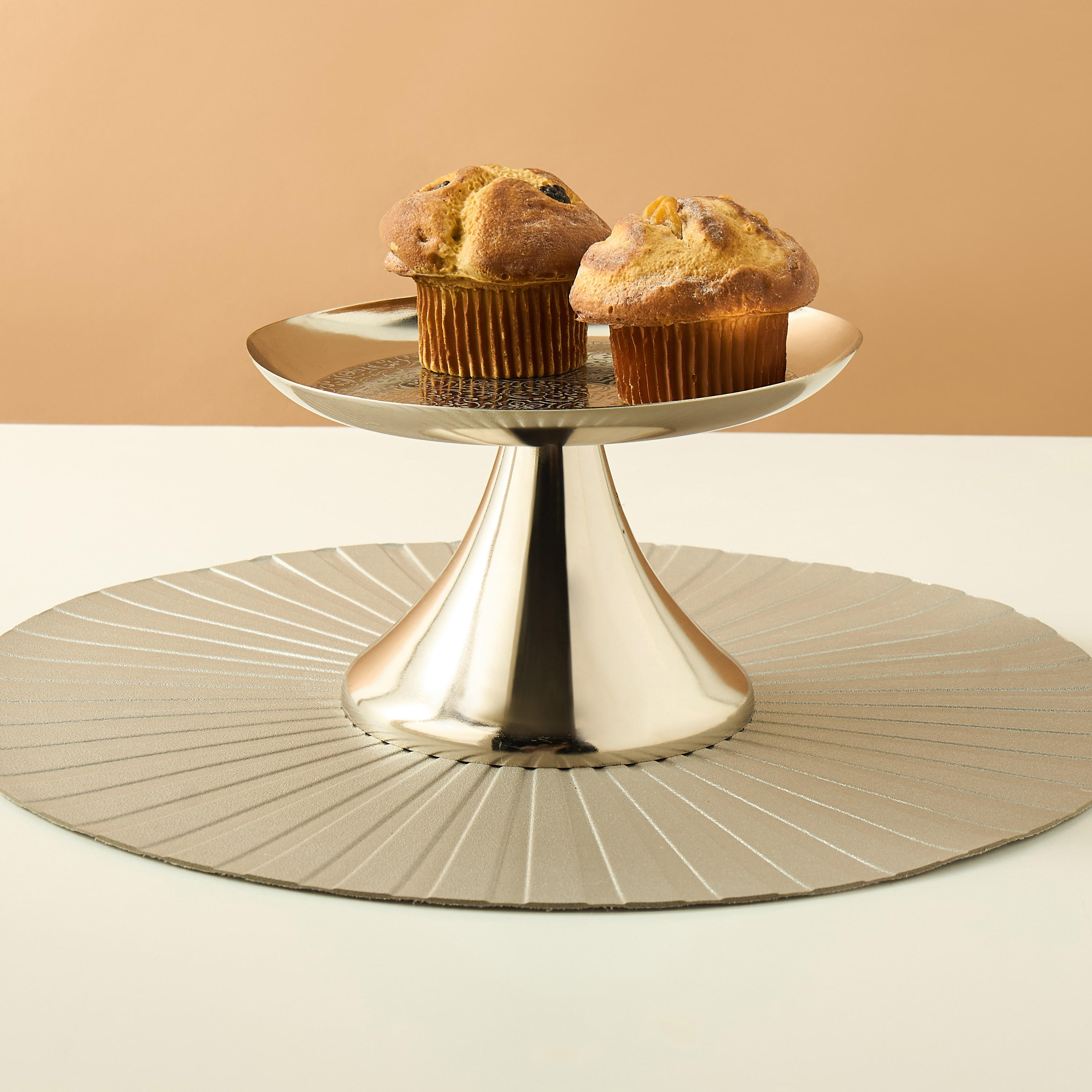 Embossed Iron Cake Stand - 20x14x12 cms-household-dining-serveware-cakestands-image-1